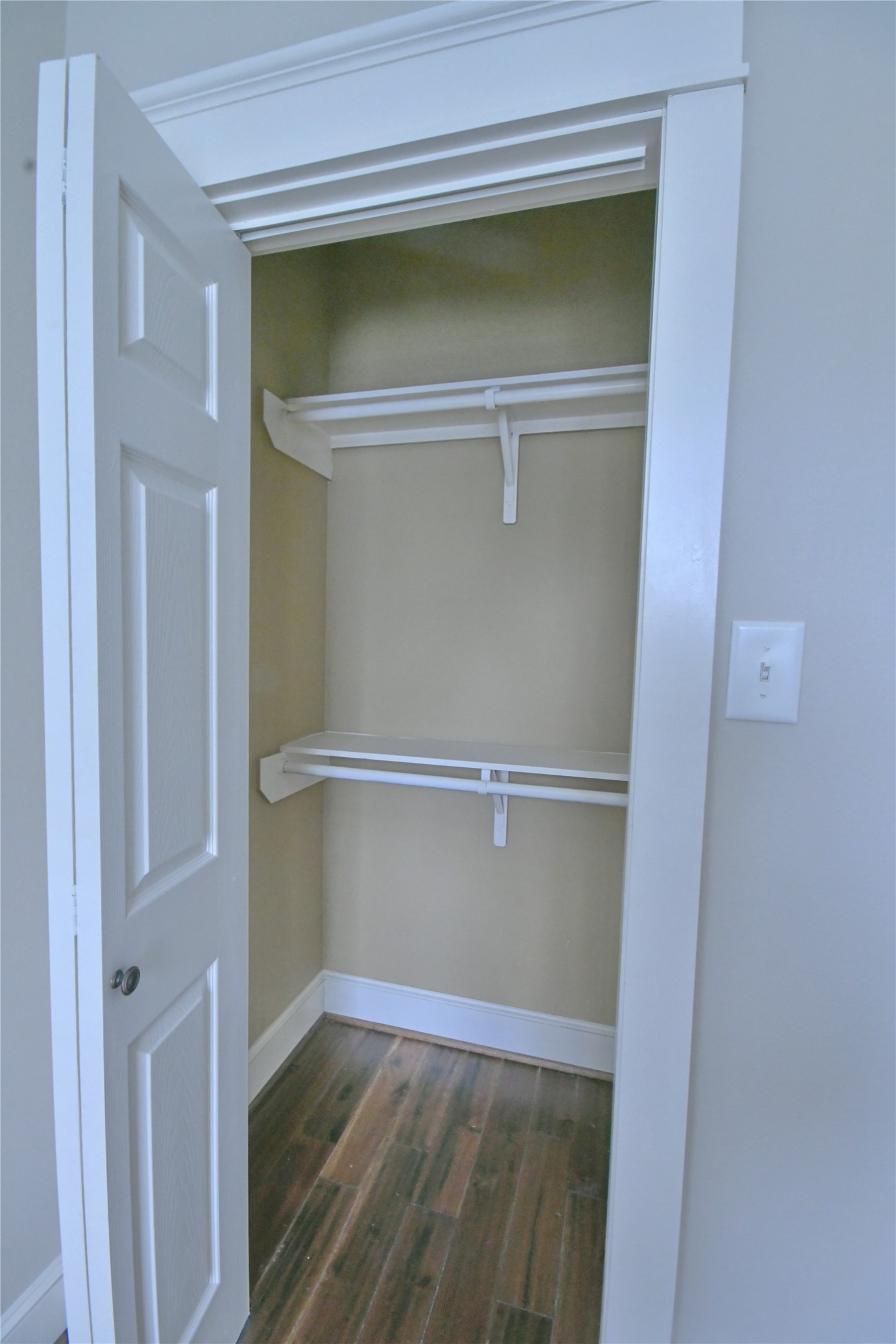 536 Columbia A Property Photo 15