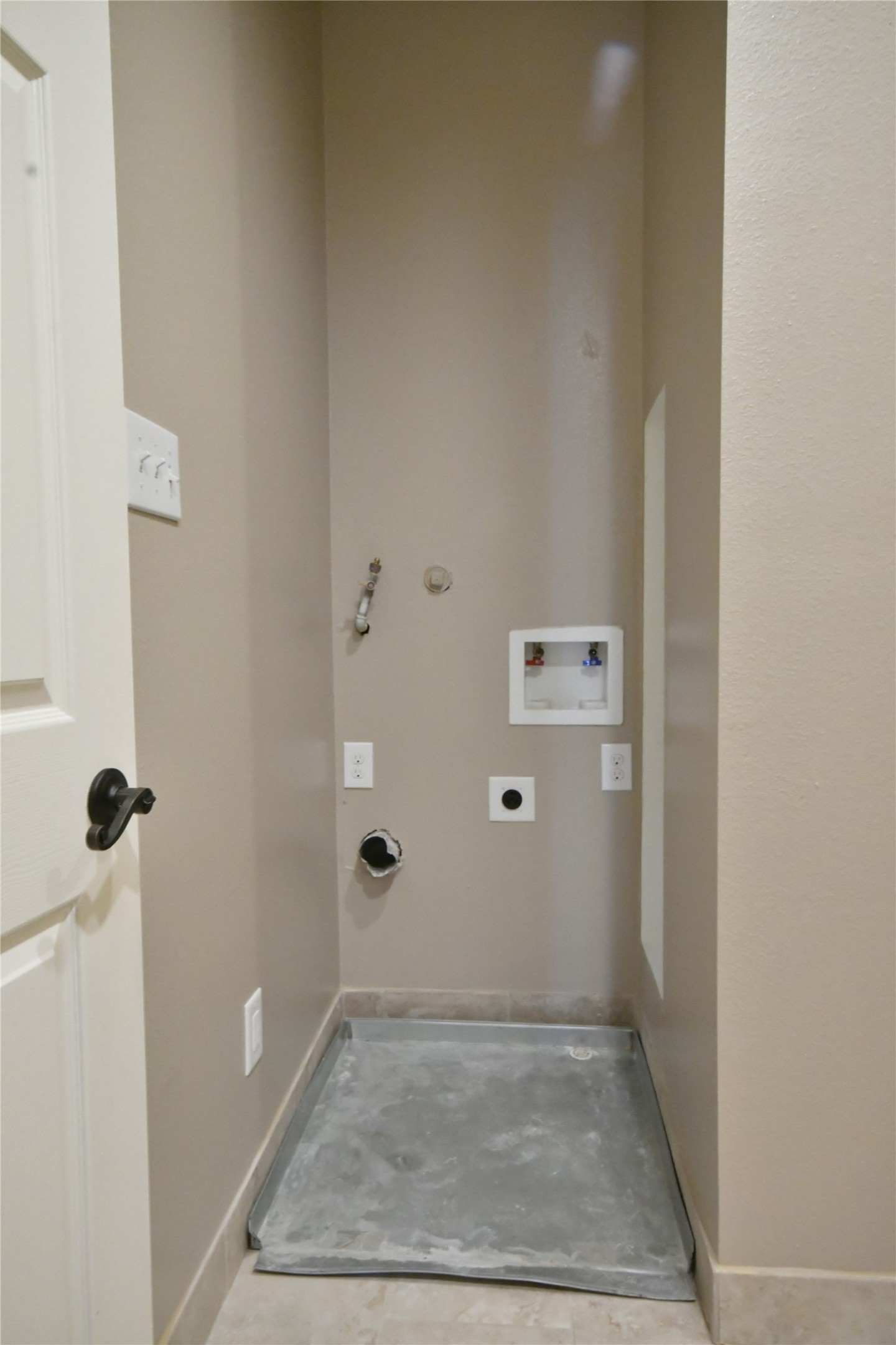 536 Columbia A Property Photo 18