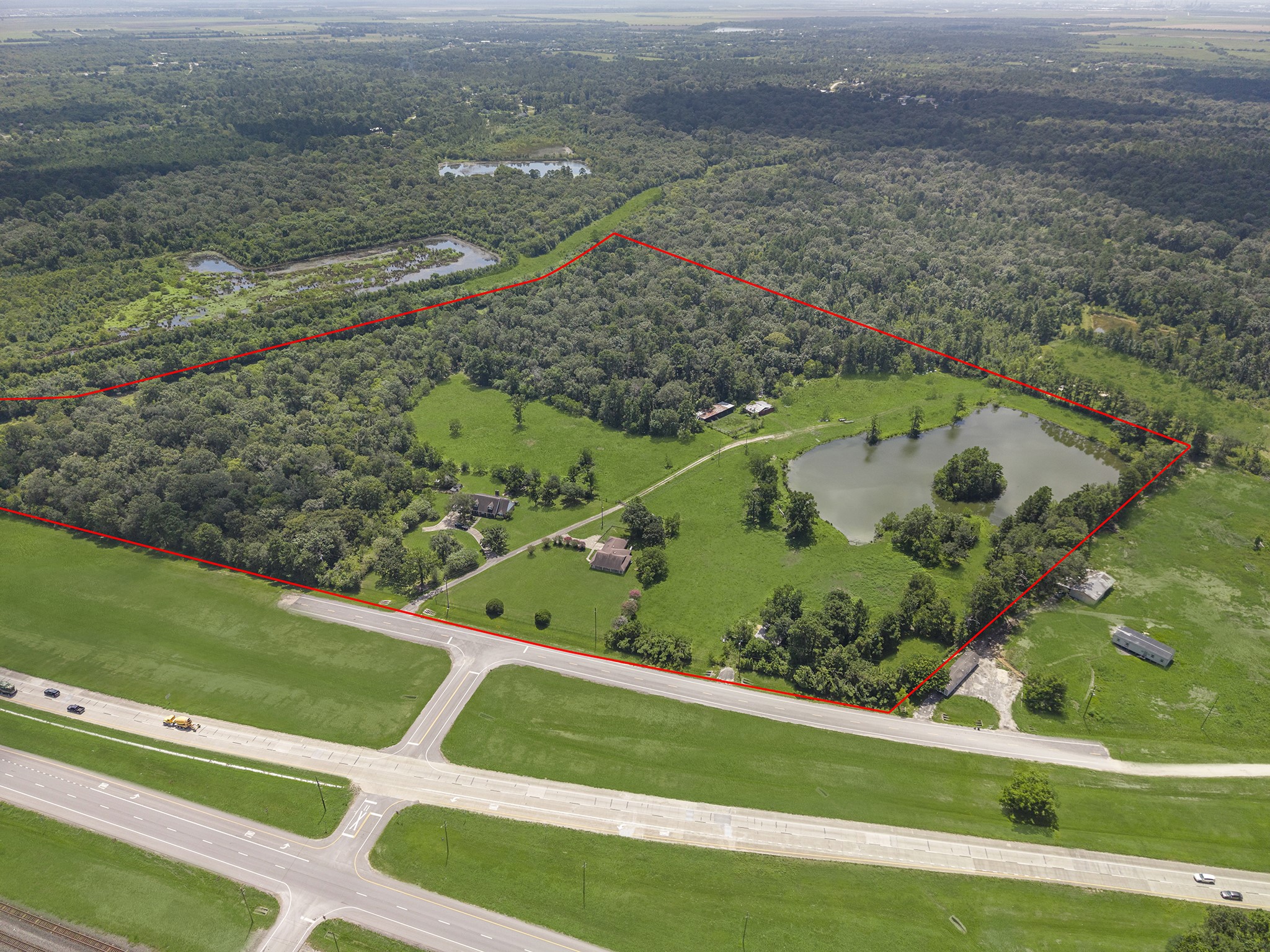 9810 Highway 90 Property Photo 2