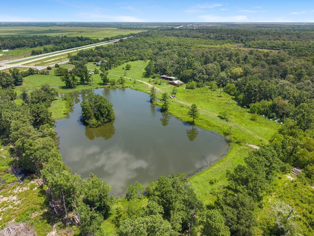 9810 Highway 90 Property Photo 6
