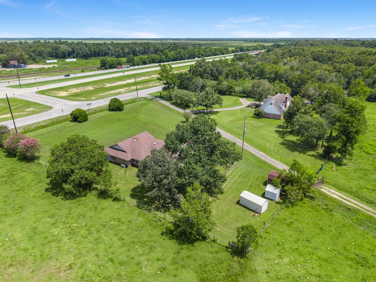9810 Highway 90 Property Photo 9