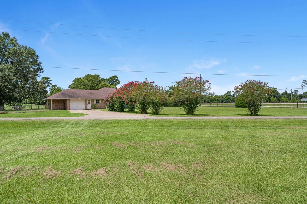 9810 Highway 90 Property Photo 20