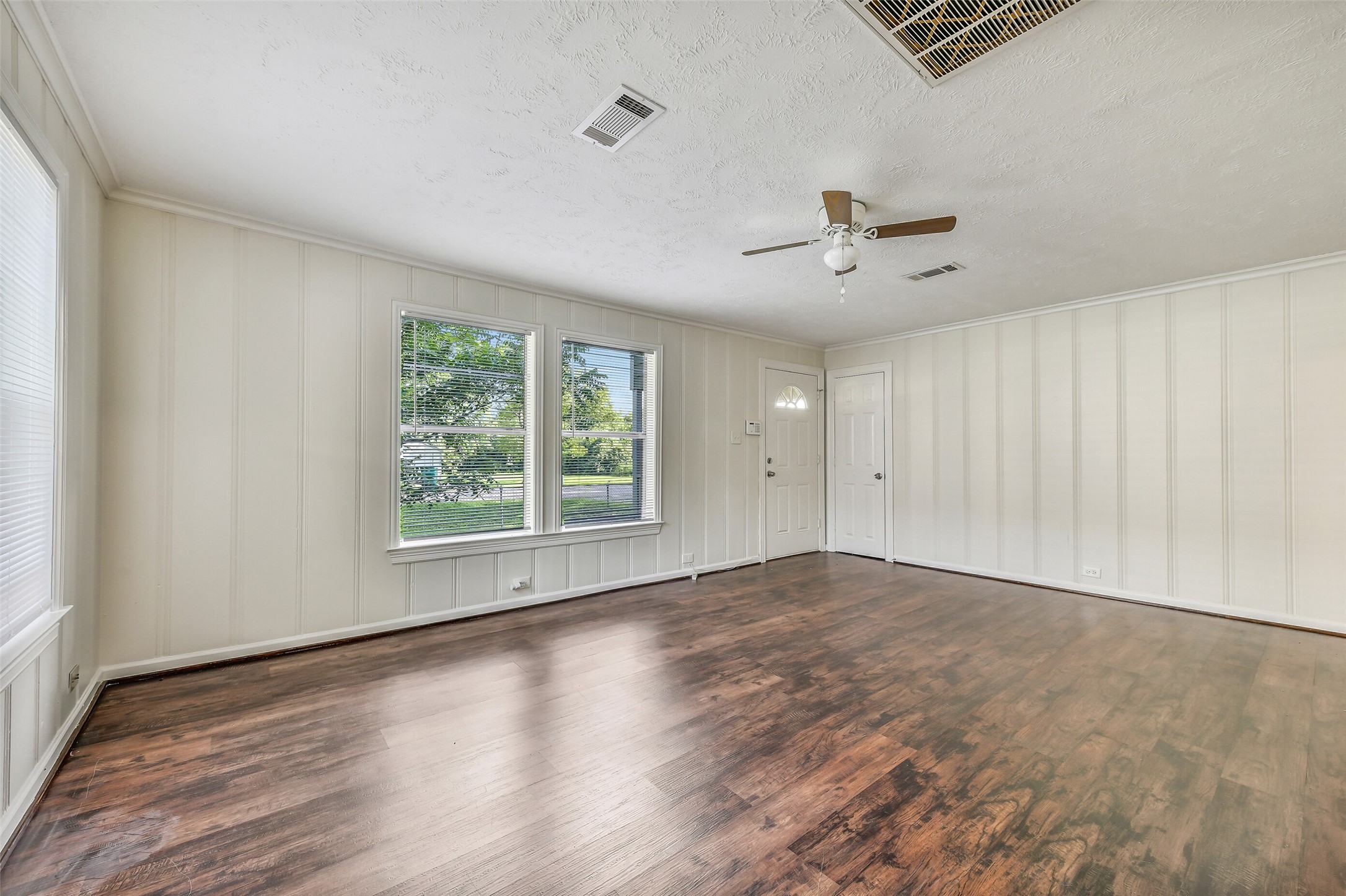 809 Chestnut Street Property Photo 6