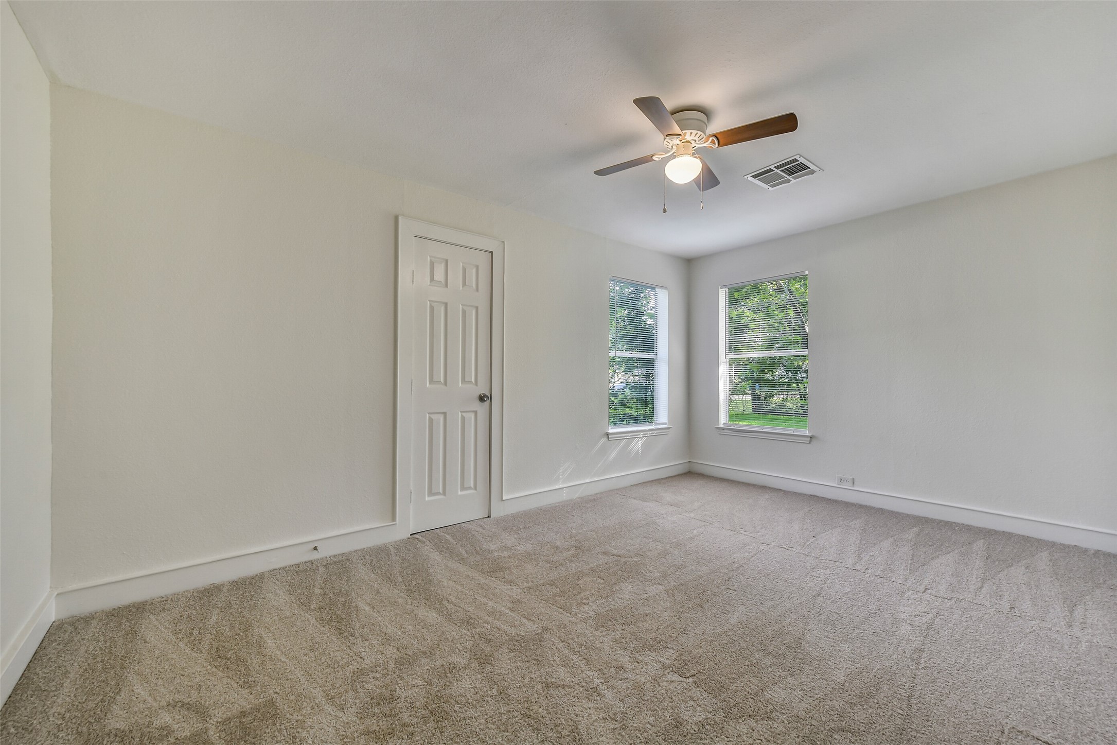 809 Chestnut Street Property Photo 17