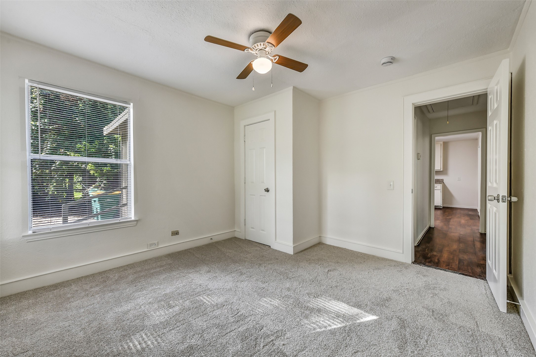 809 Chestnut Street Property Photo 21