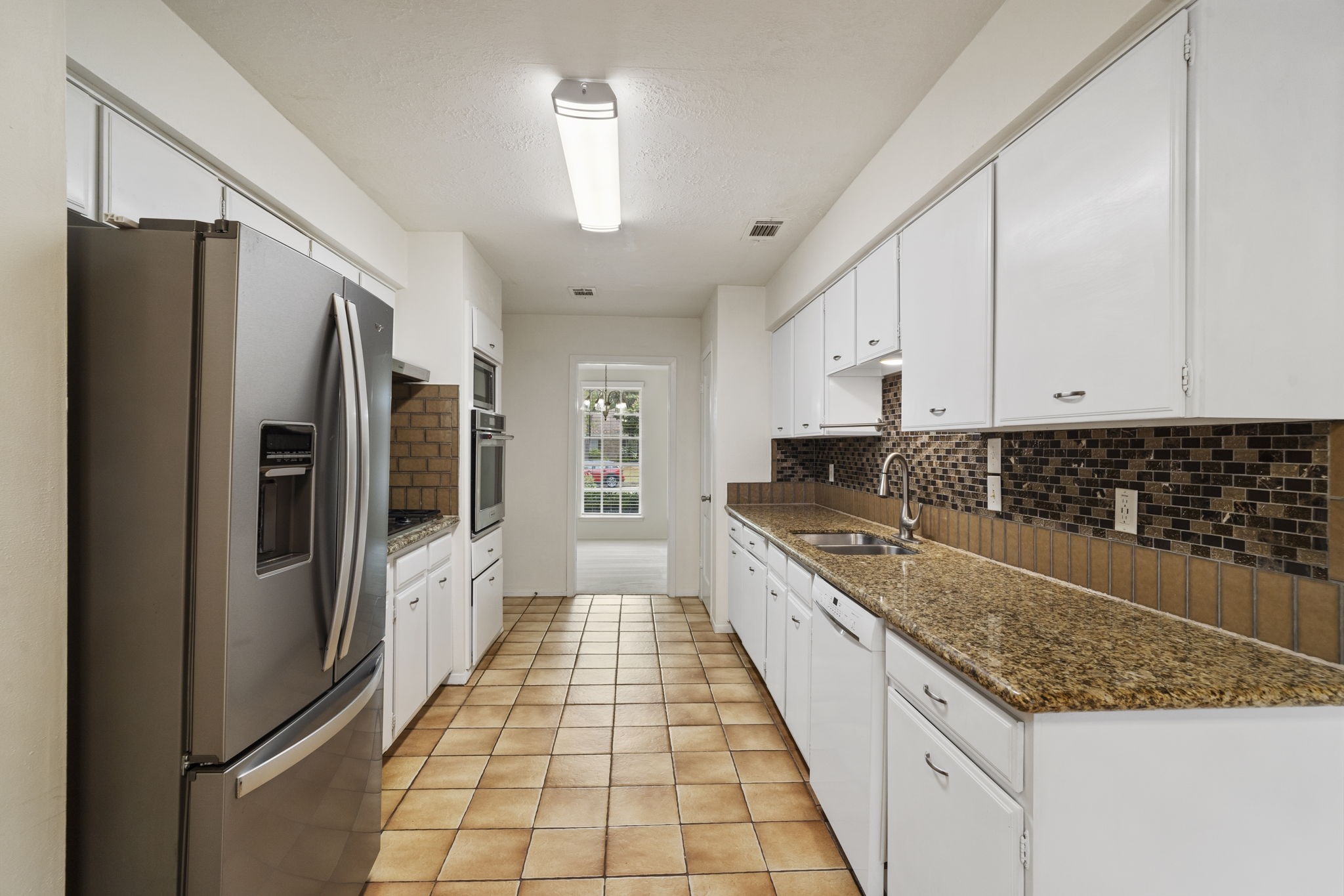 6102 Redding Road Property Photo 15