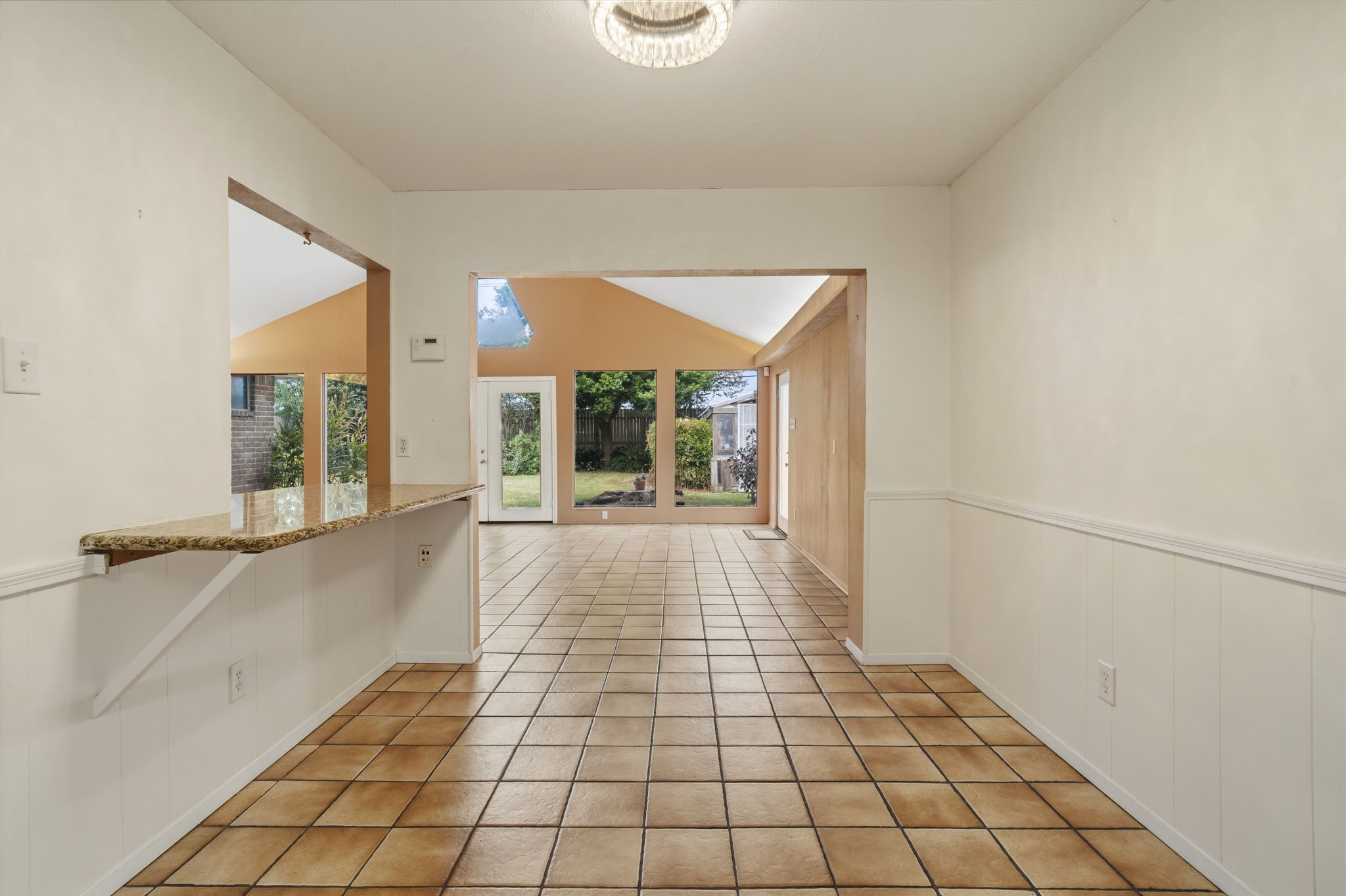 6102 Redding Road Property Photo 20