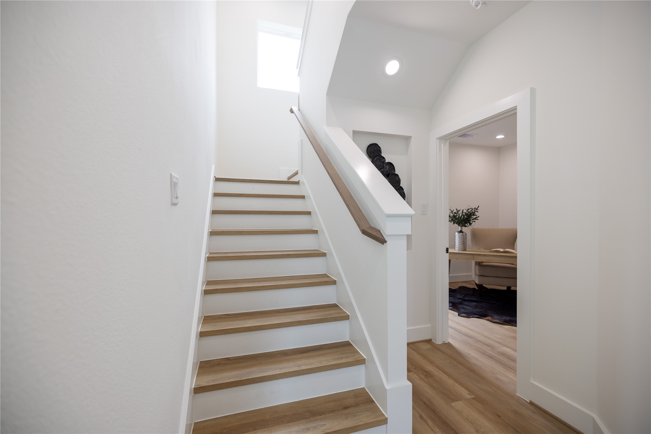 4010 Yellowstone Blvd Property Photo 4