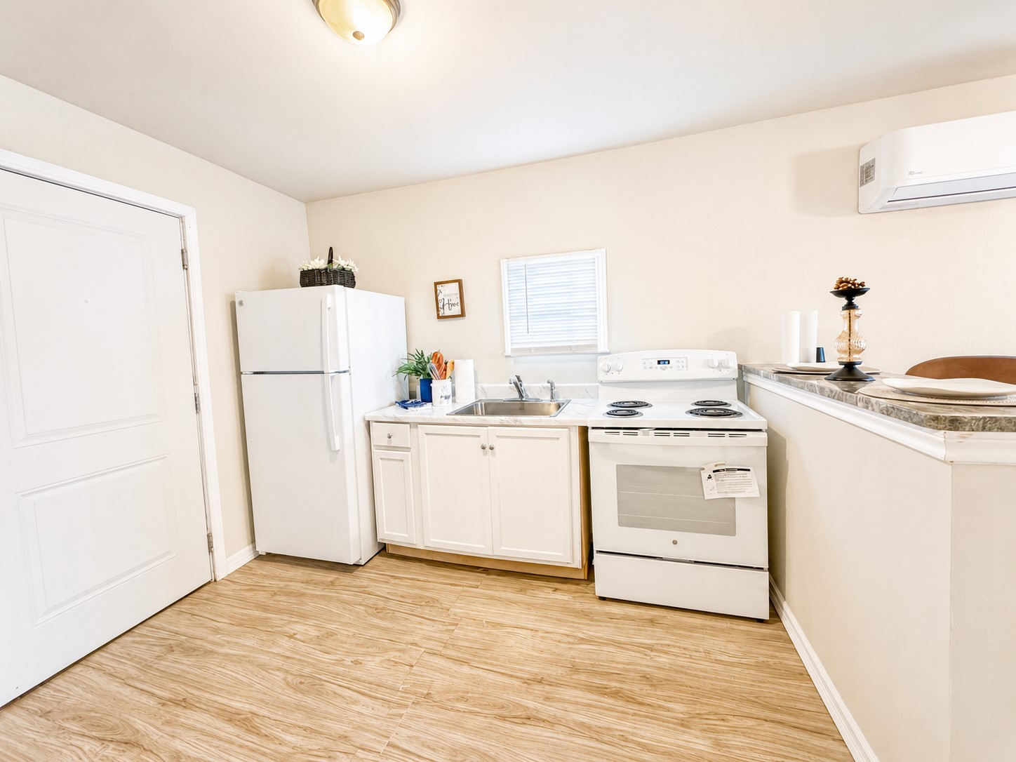 8109 Double Avenue Property Photo 4