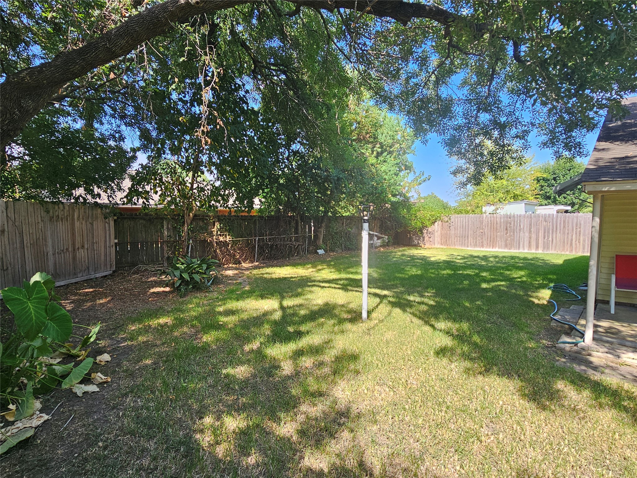 125 E 6th Street Property Photo 13