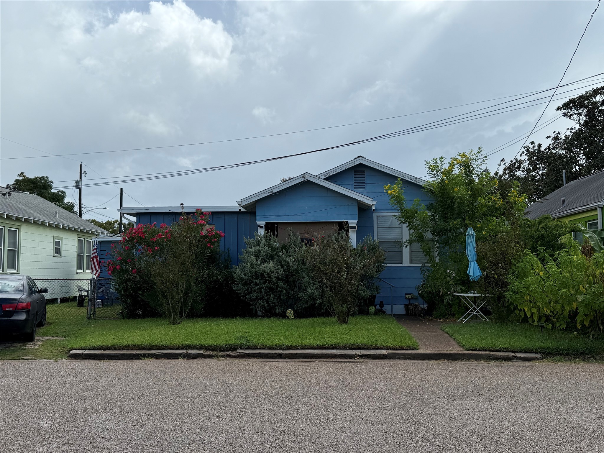 4728 Avenue R Property Photo 6