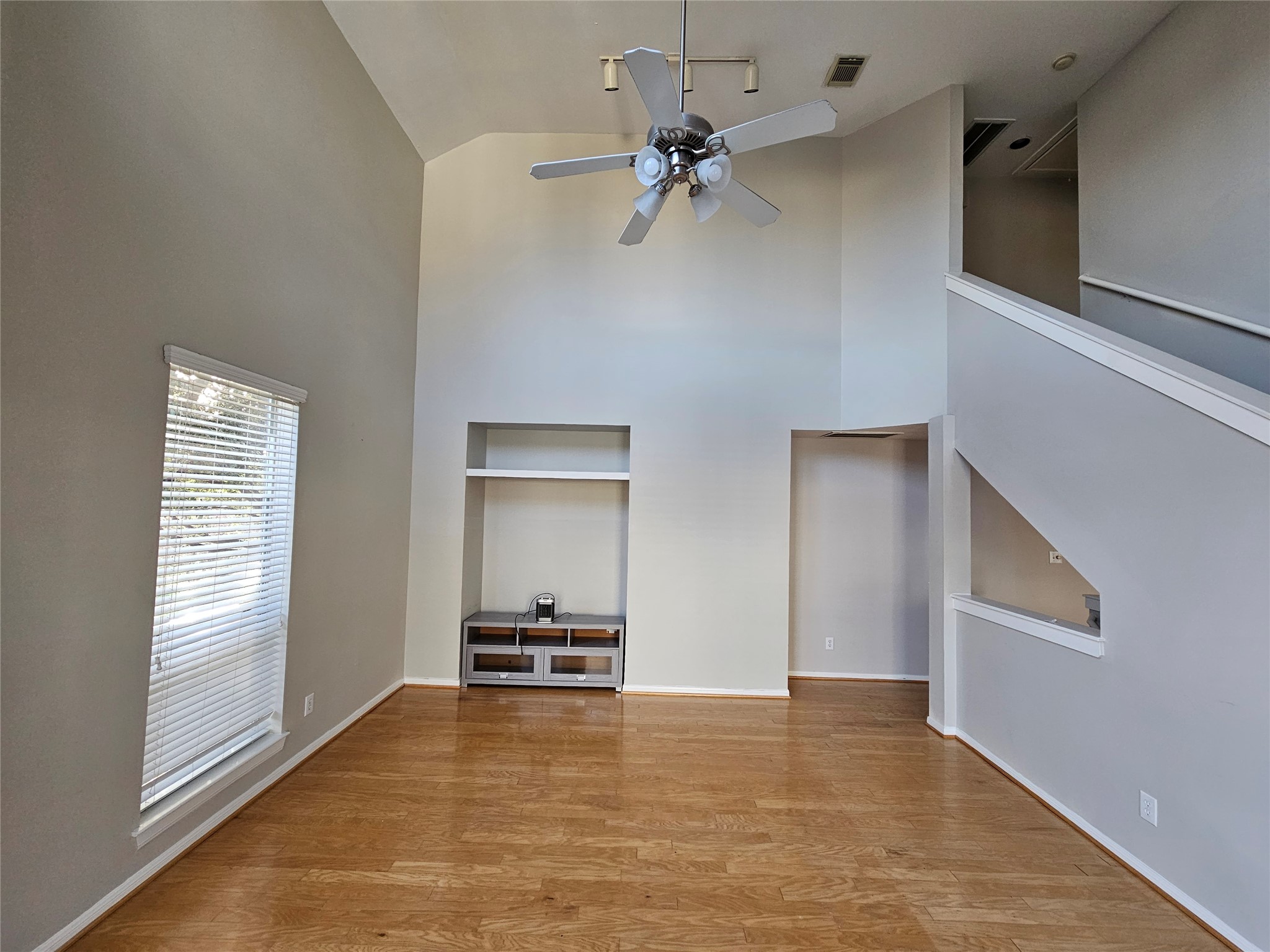 1271 W 17th Street Property Photo 12