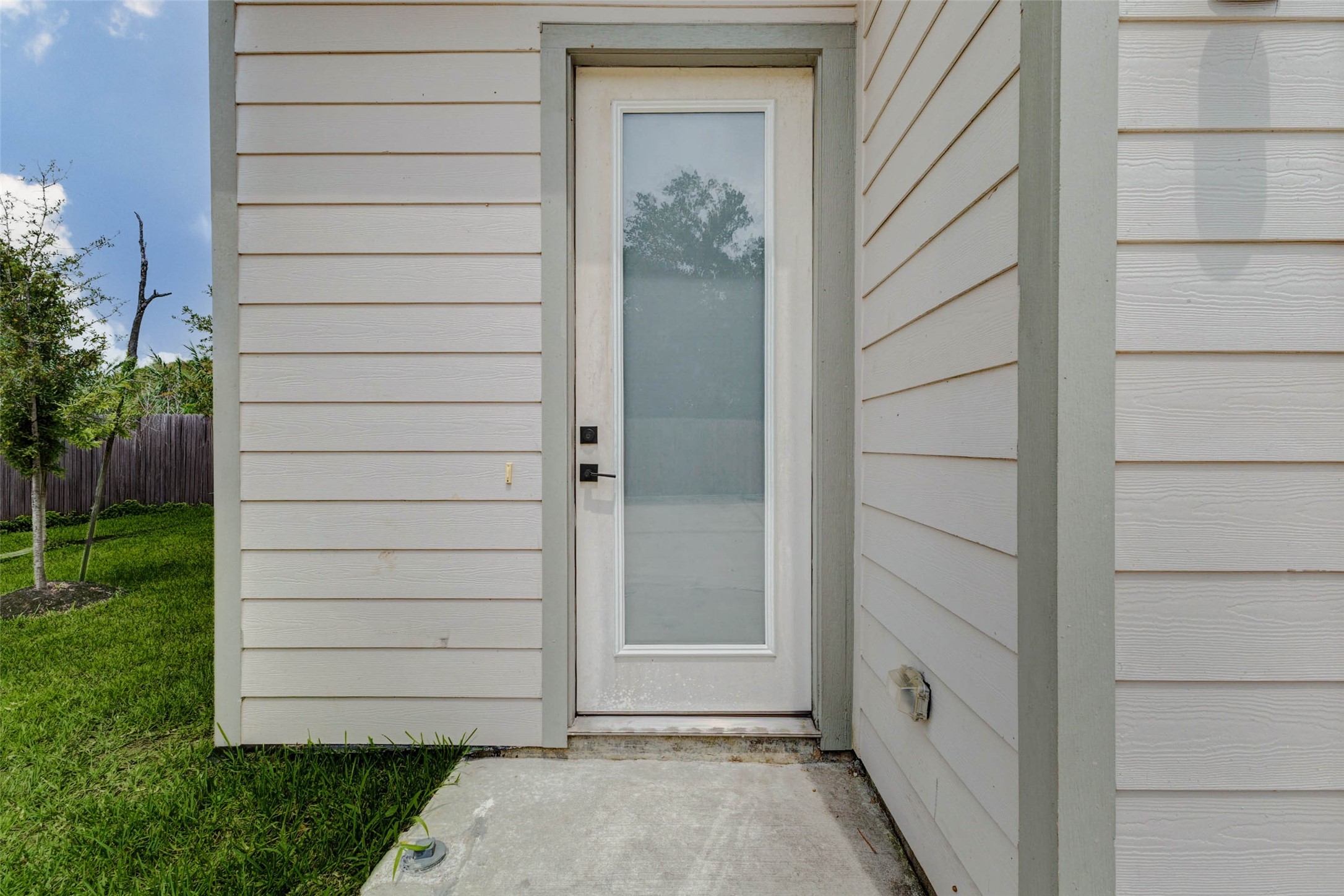 5727 Elysium Street Property Photo 2