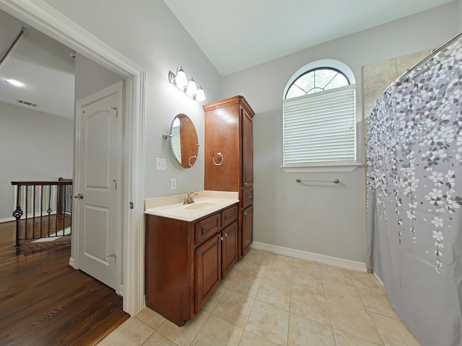 270 Lake Grove Drive Property Photo 21