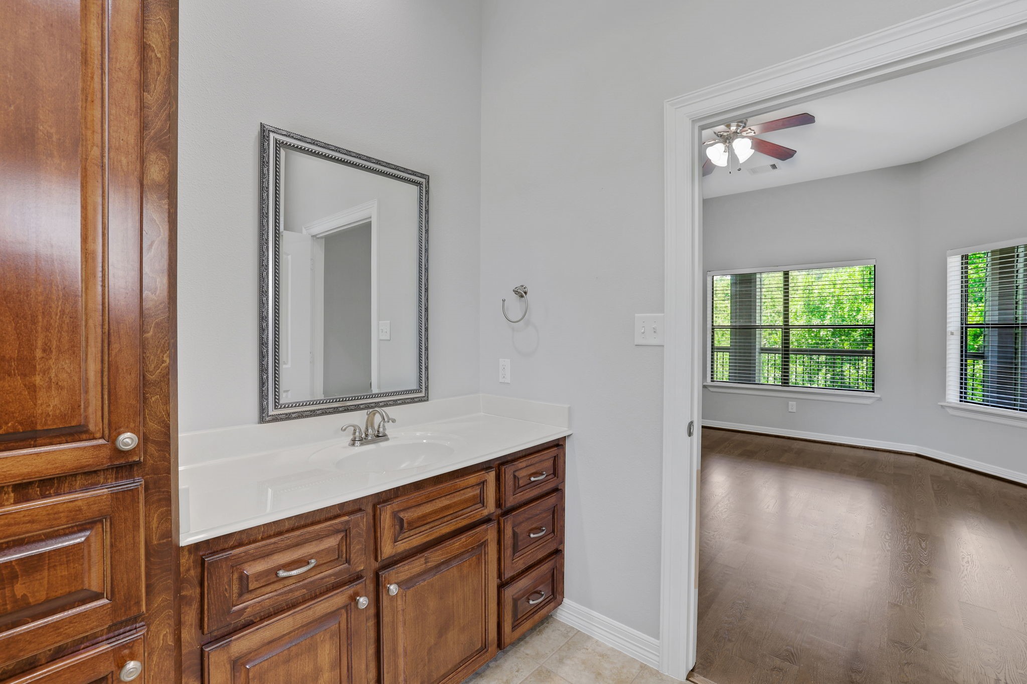 270 Lake Grove Drive Property Photo 23