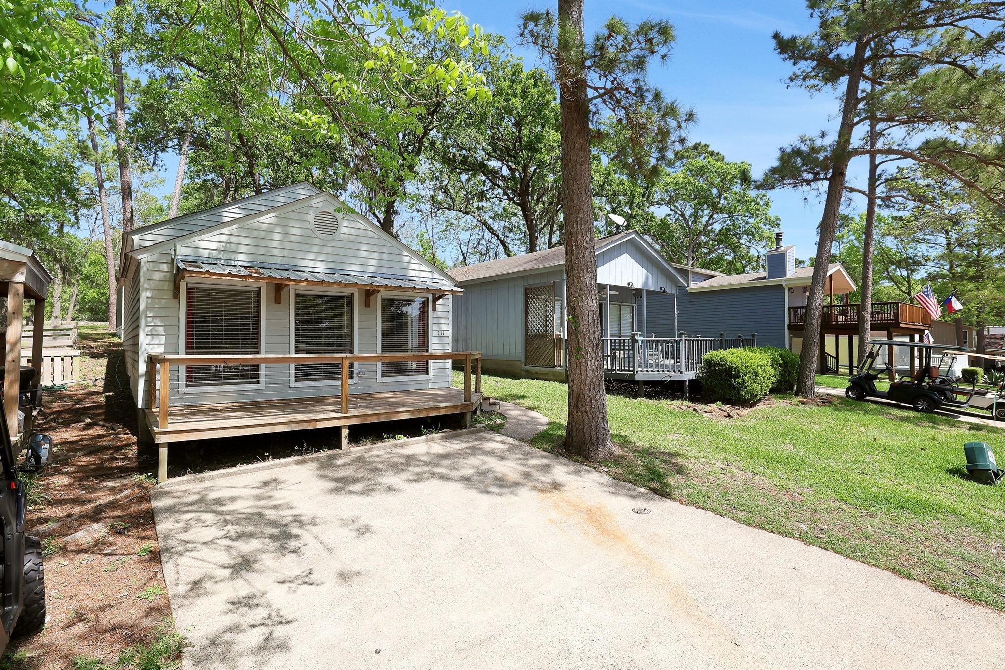 111 Harbour Row Drive Property Photo 2