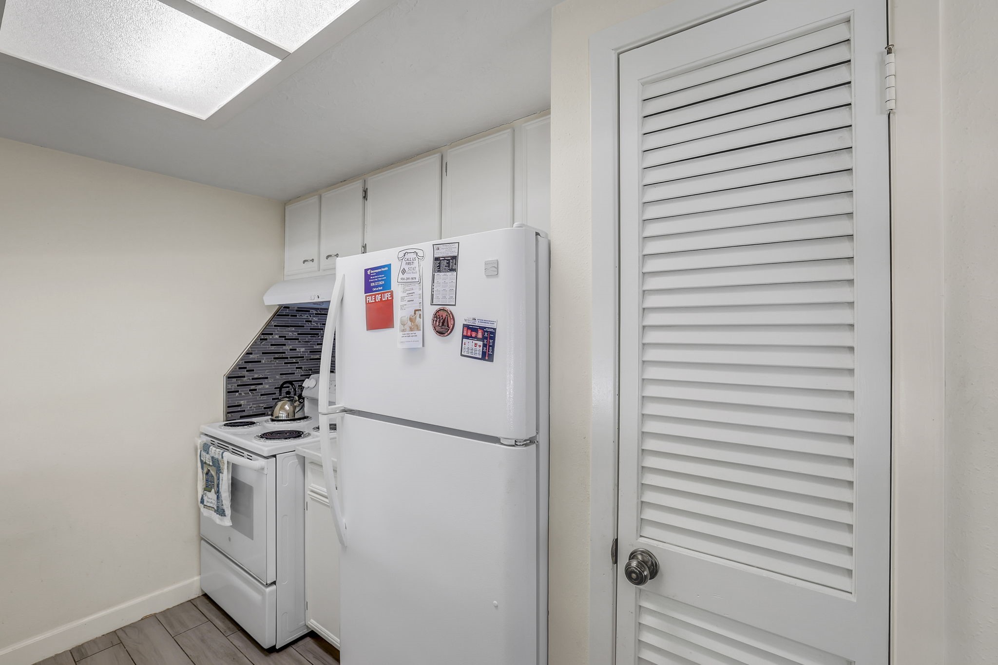 111 Harbour Row Drive Property Photo 12