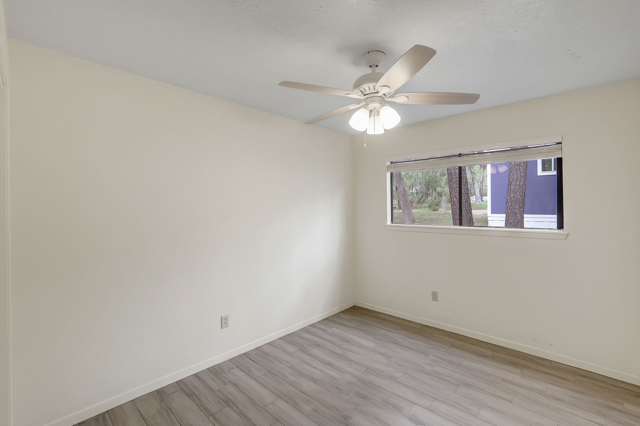 111 Harbour Row Drive Property Photo 17