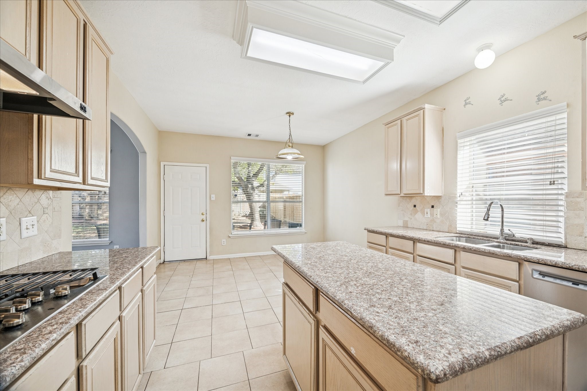 17610 Forest Haven Trail Property Photo 7