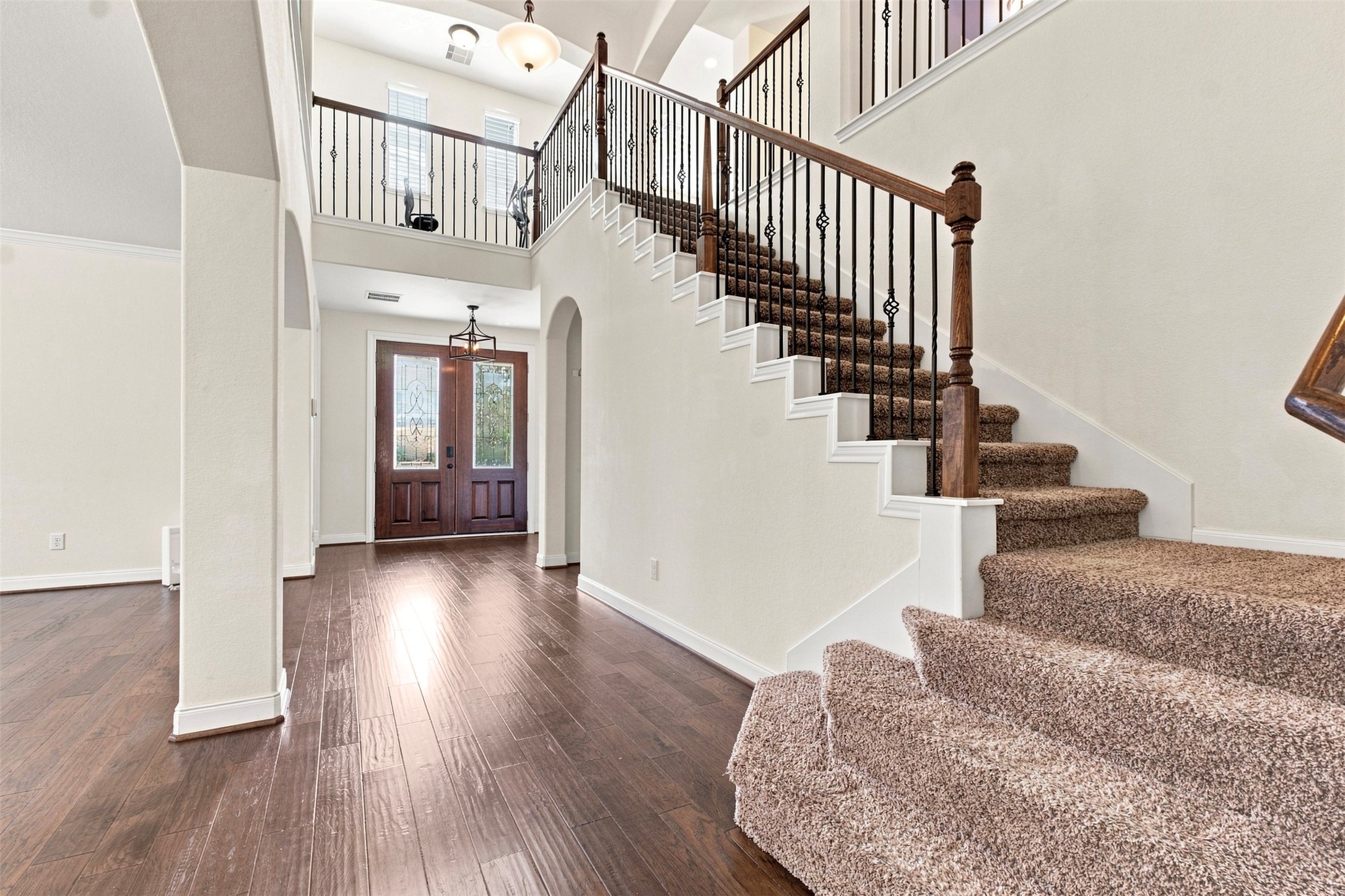 3020 Rocky Canyon Drive Property Photo 4