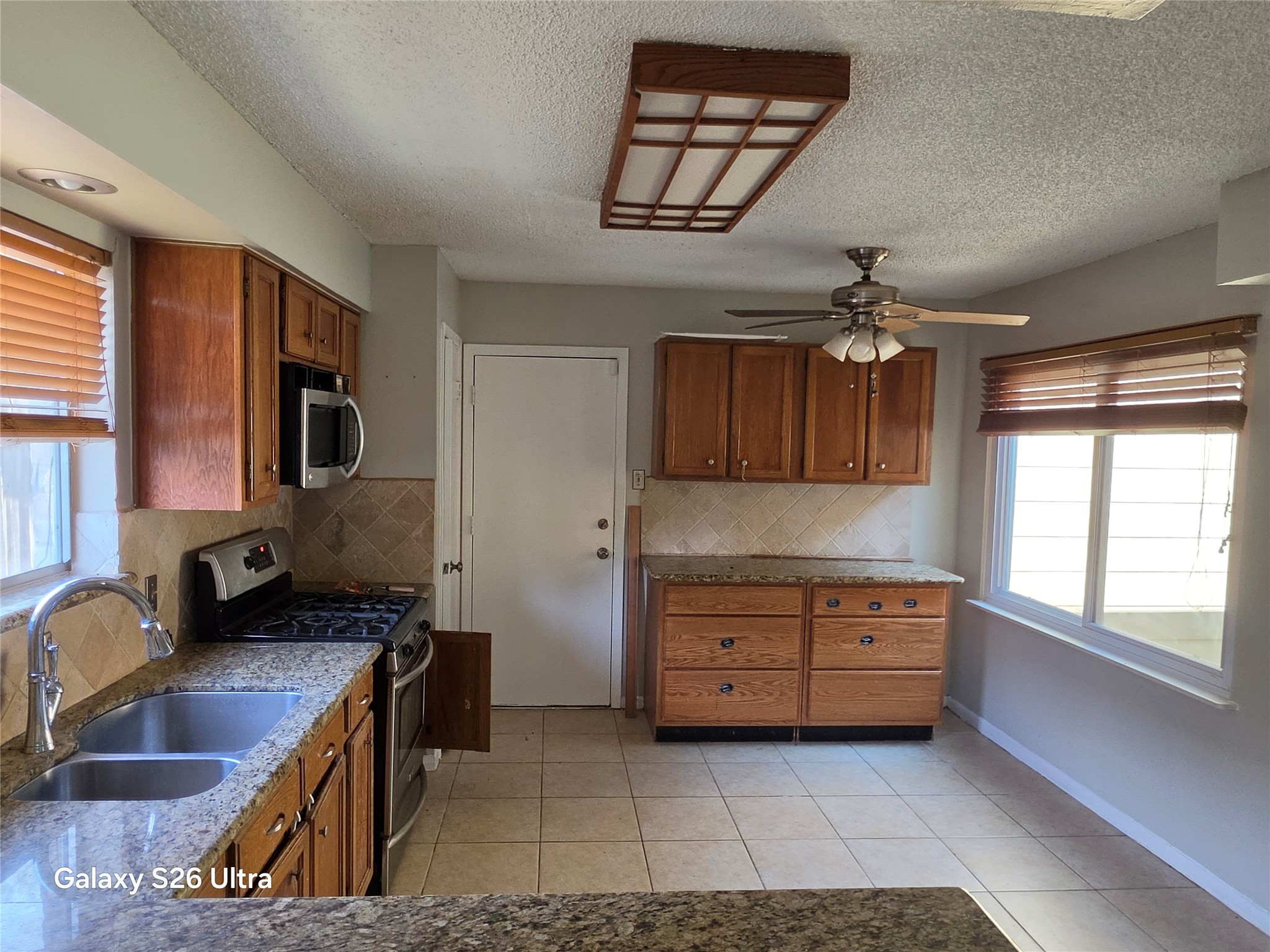 19027 Jodywood Drive Property Photo 8