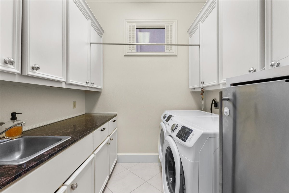 541 Villa Drive Property Photo 24
