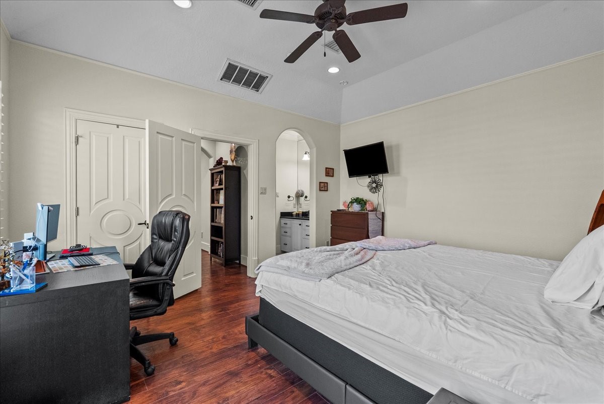 541 Villa Drive Property Photo 38