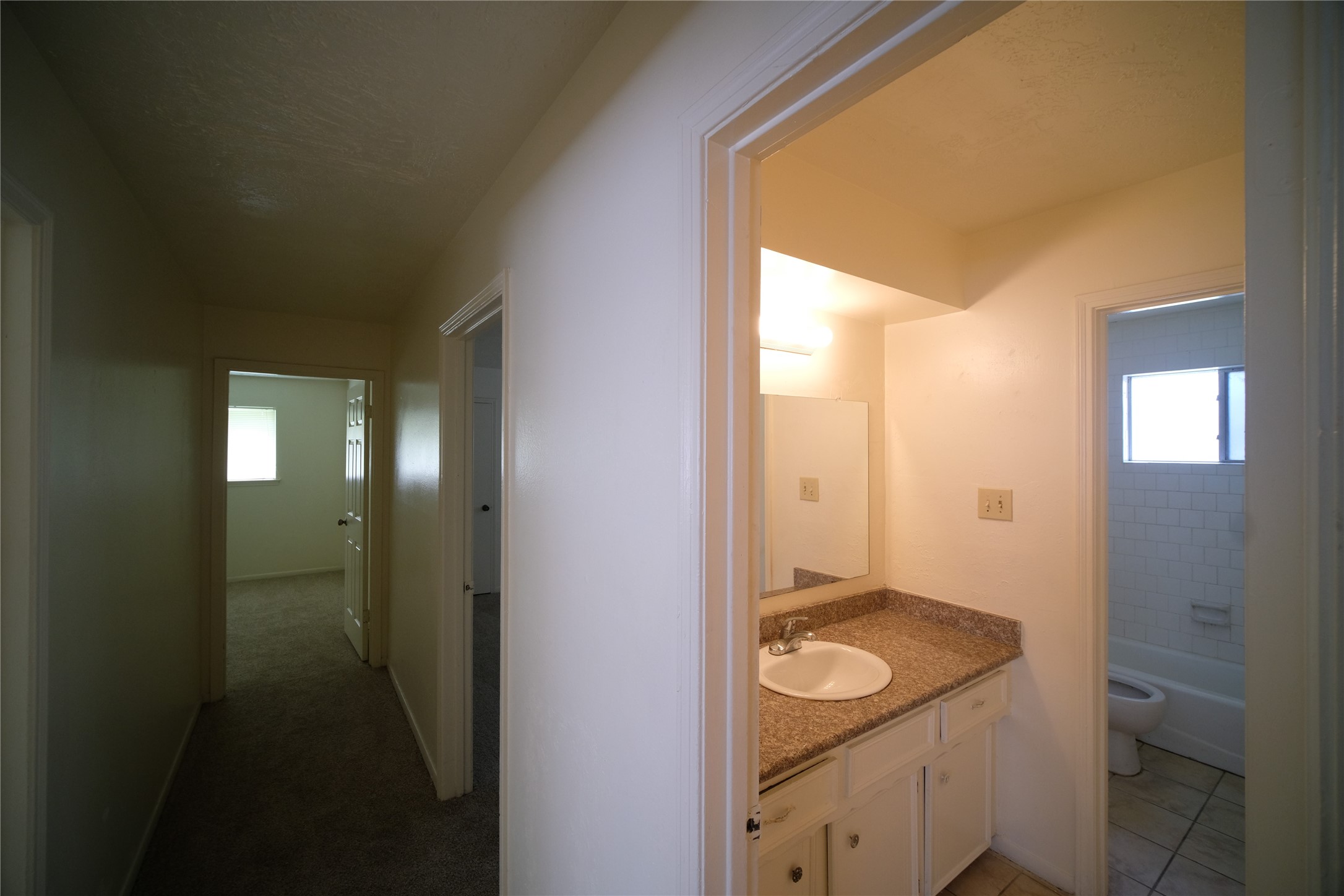 12327 Shannon Hill Property Photo 9