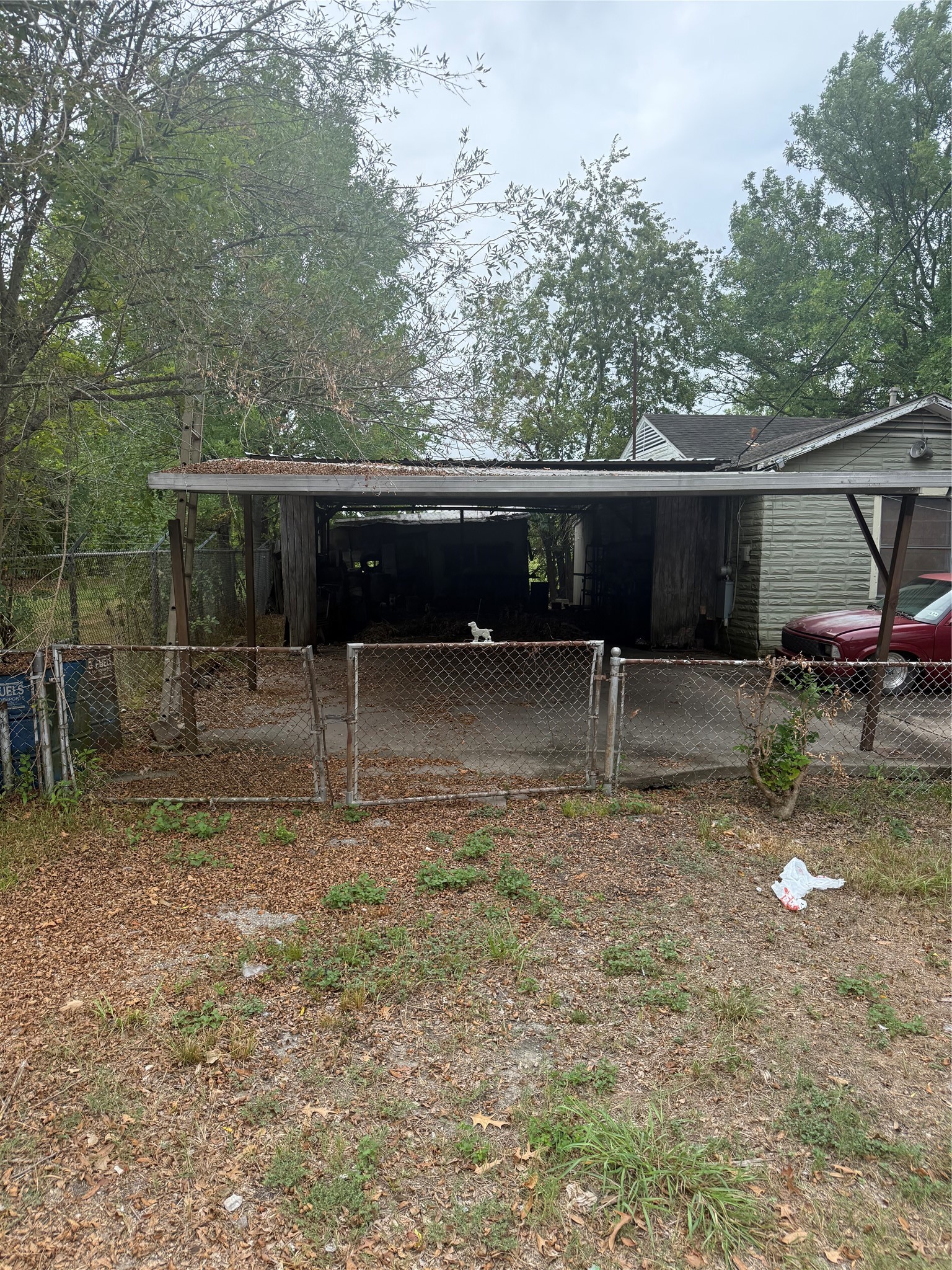 2206 Harris Avenue Property Photo 2