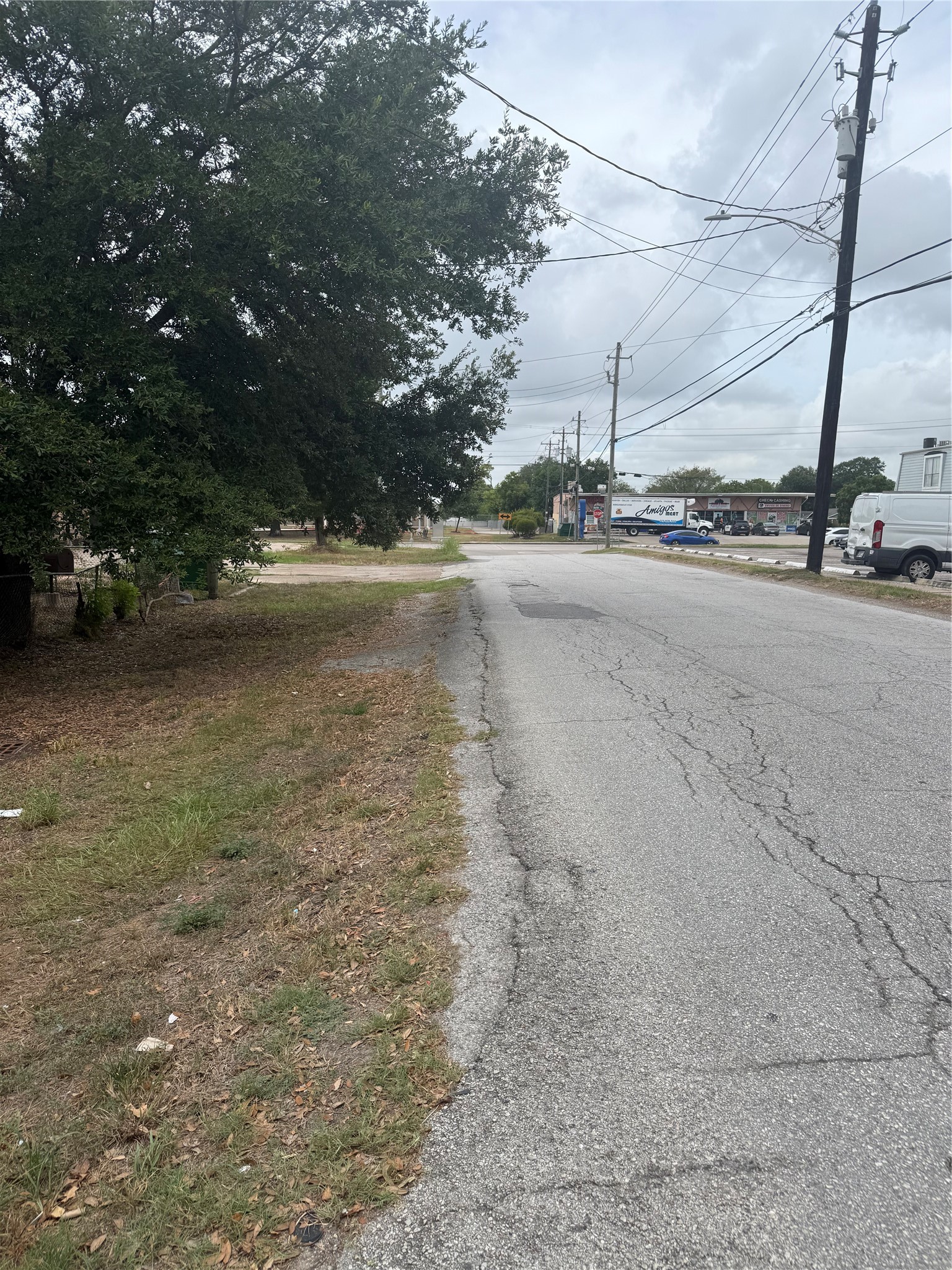 2206 Harris Avenue Property Photo 4