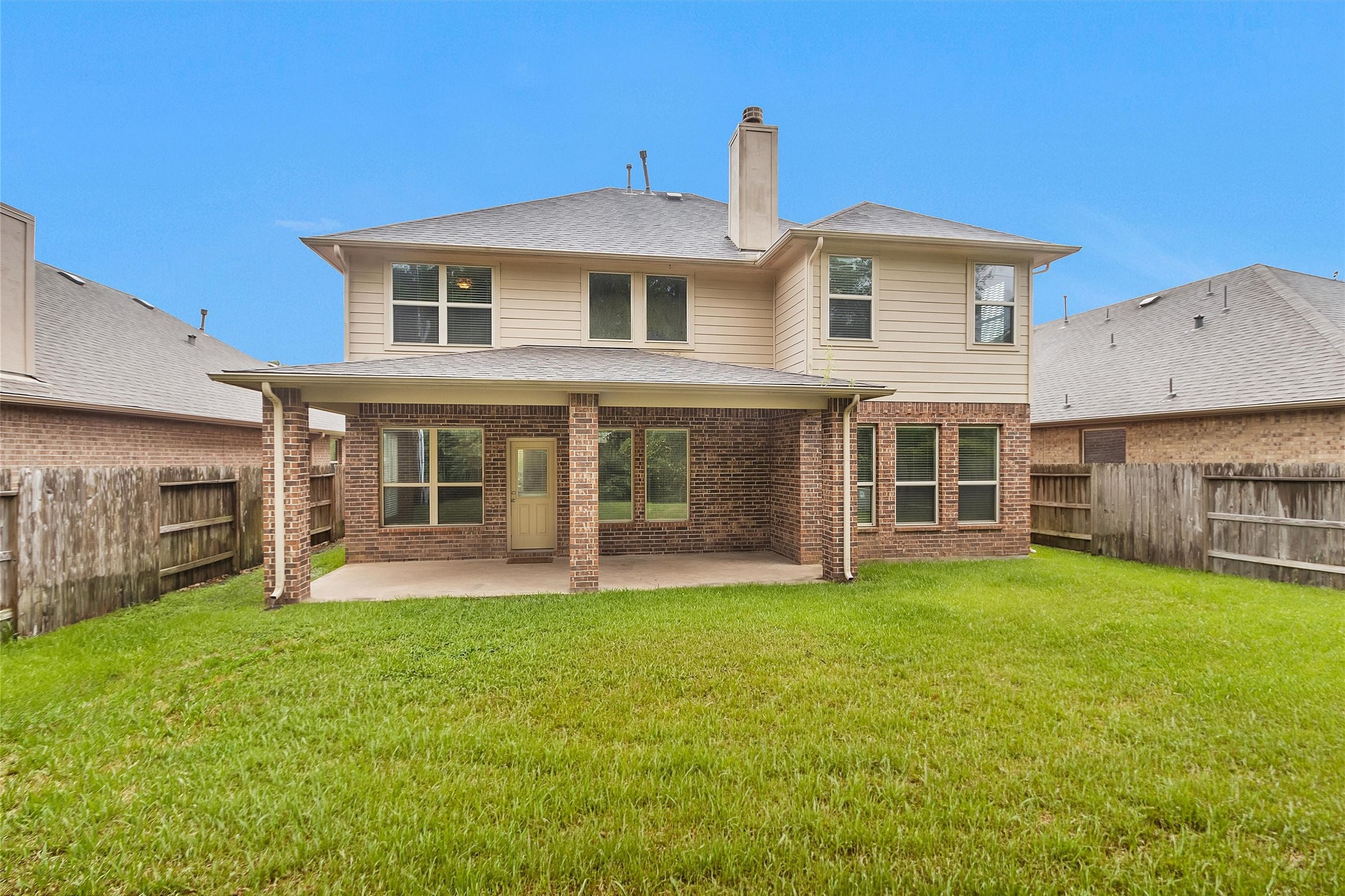 5340 Pointe Spring Crossing Property Photo 2