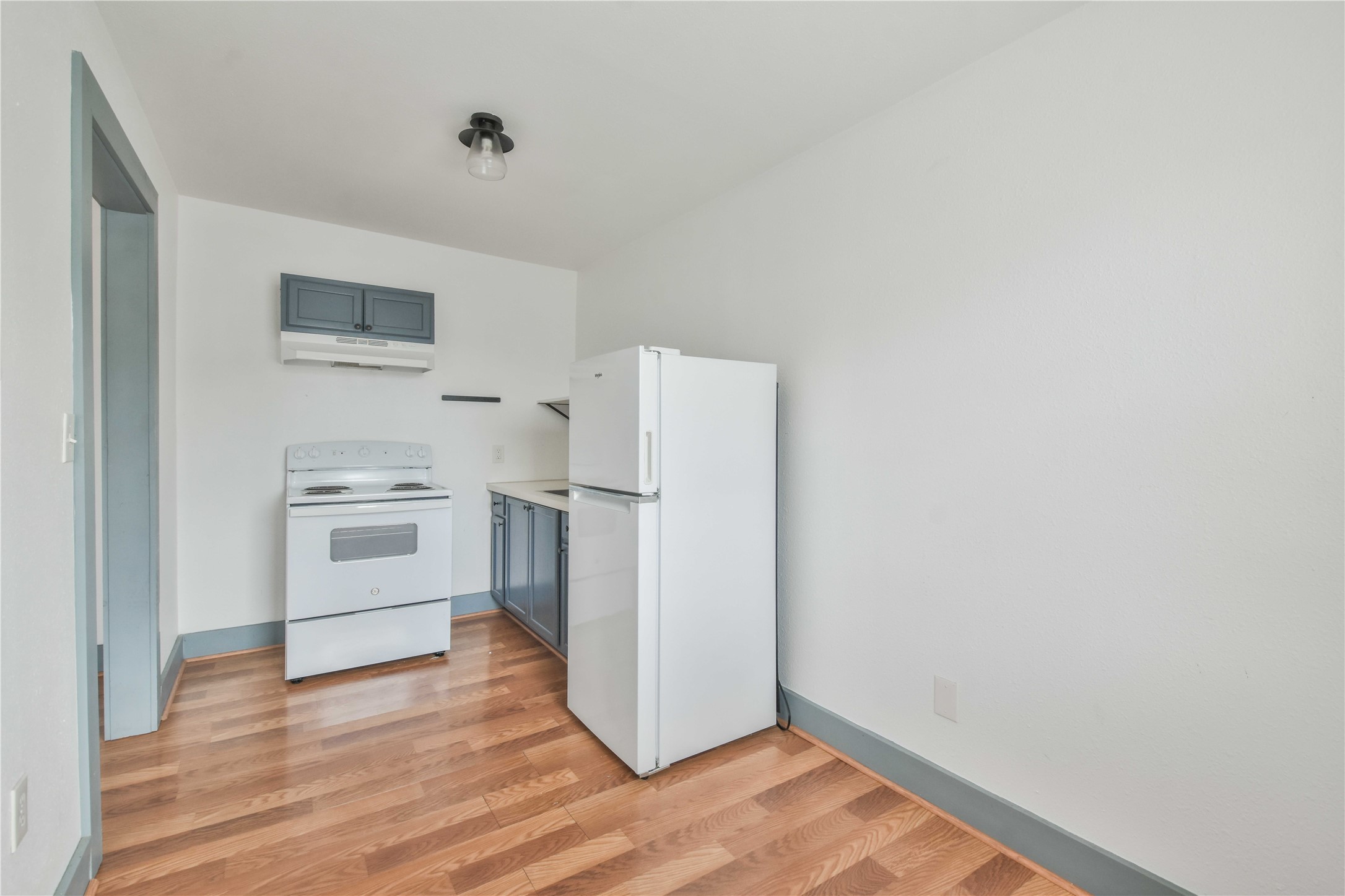 5320 Polk Street 10 Property Photo 7