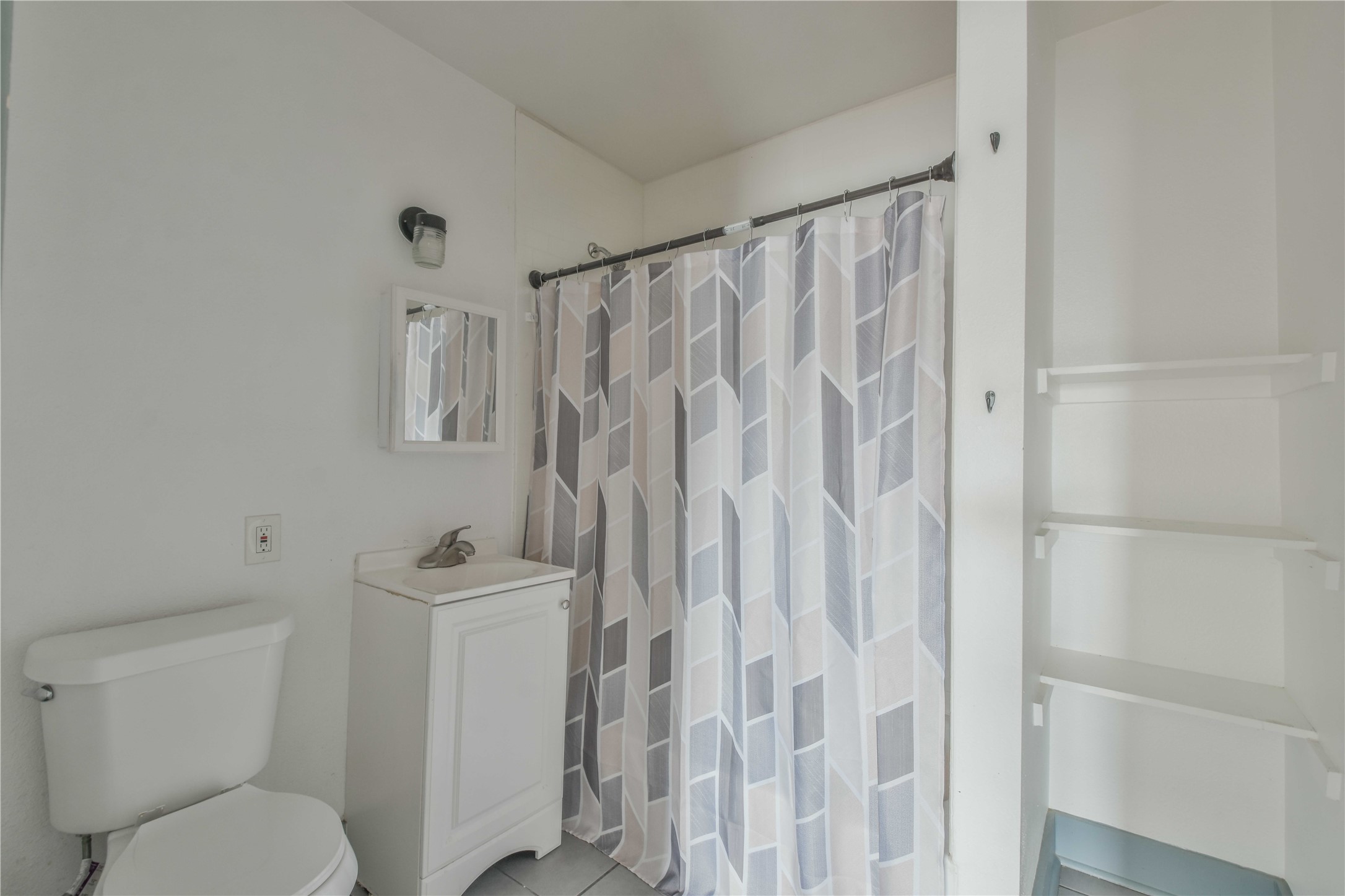 5320 Polk Street 10 Property Photo 8