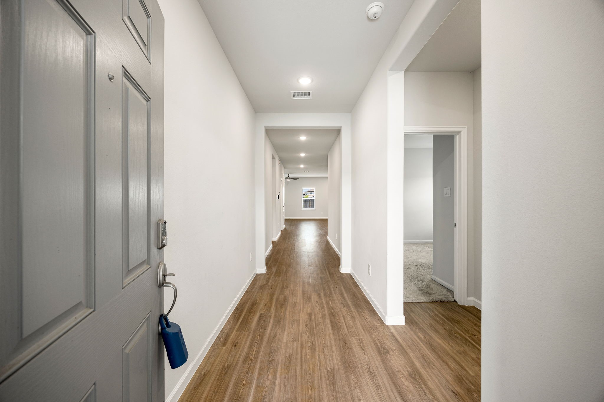 16851 Bristle Cone Way Property Photo 4