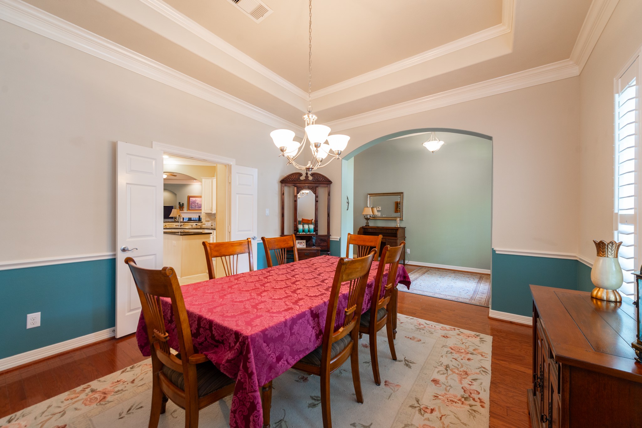 5211 Addison Hills Lane Property Photo 5