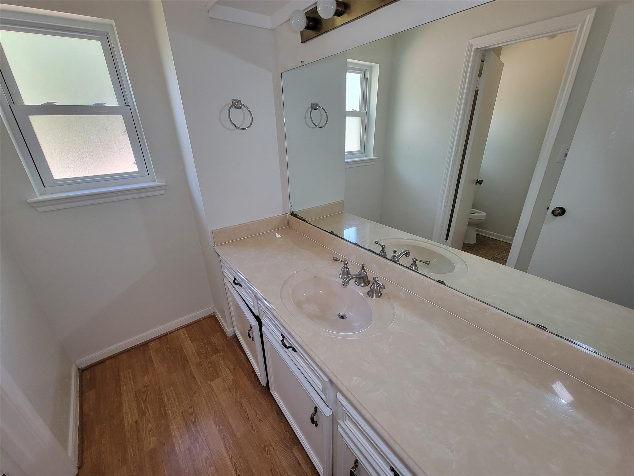 2055 Riverlawn Property Photo 27