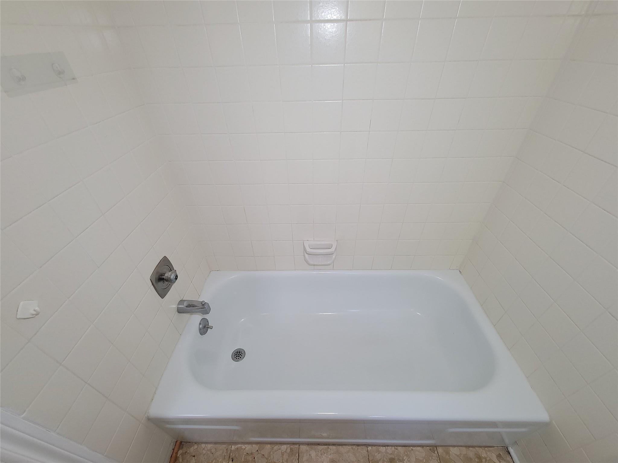 2055 Riverlawn Property Photo 28