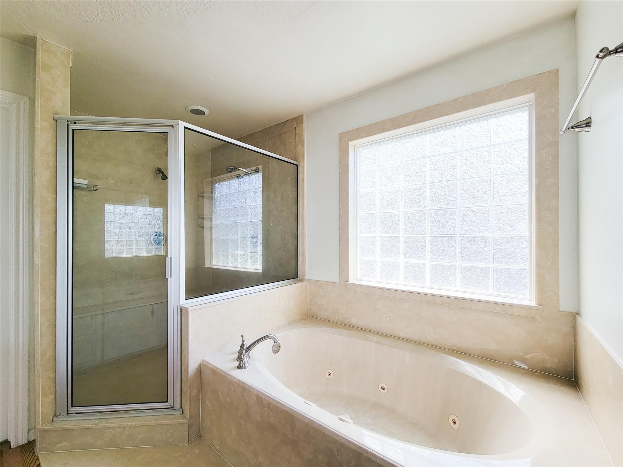 2055 Riverlawn Property Photo 34
