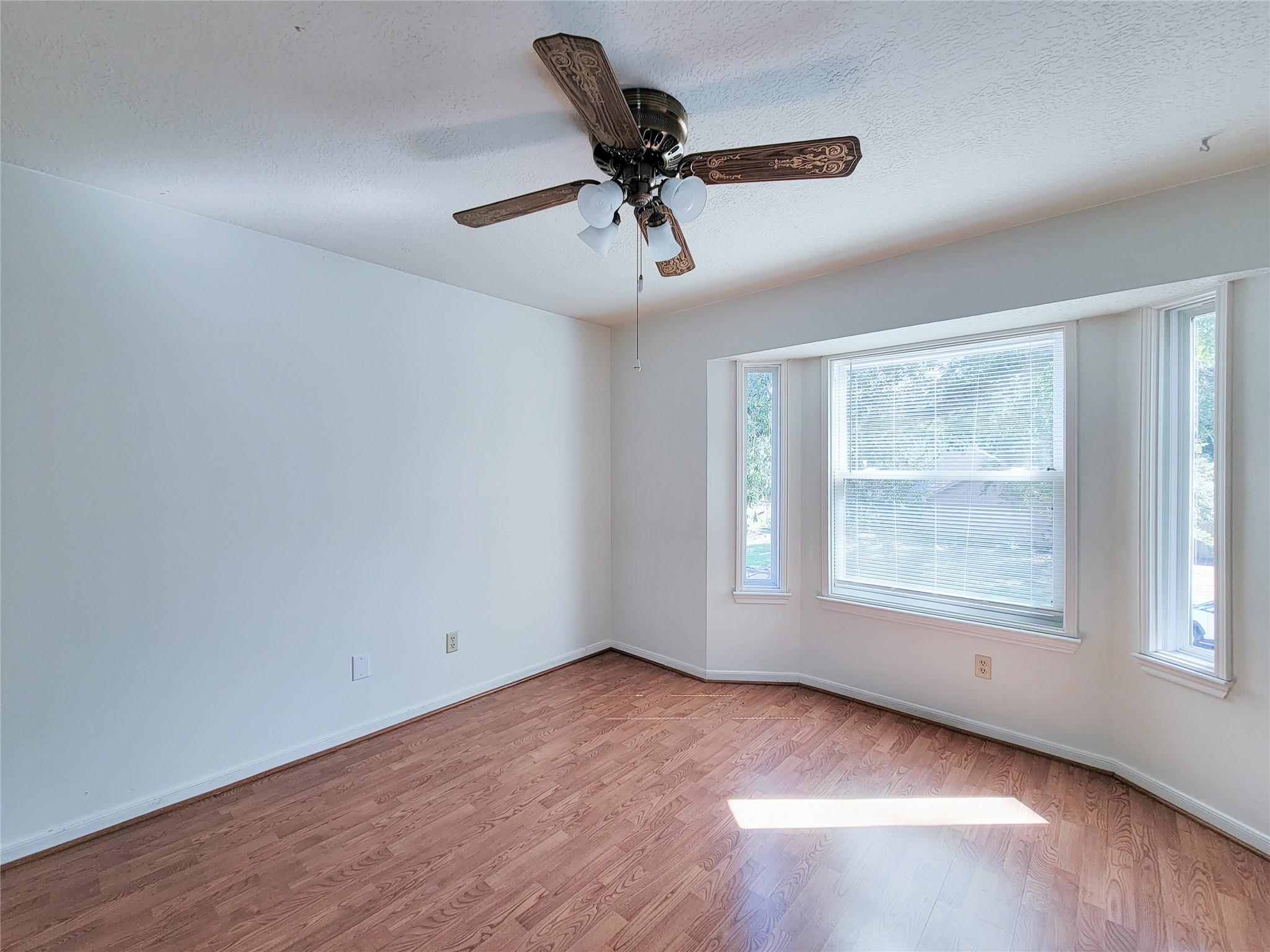 2055 Riverlawn Property Photo 38