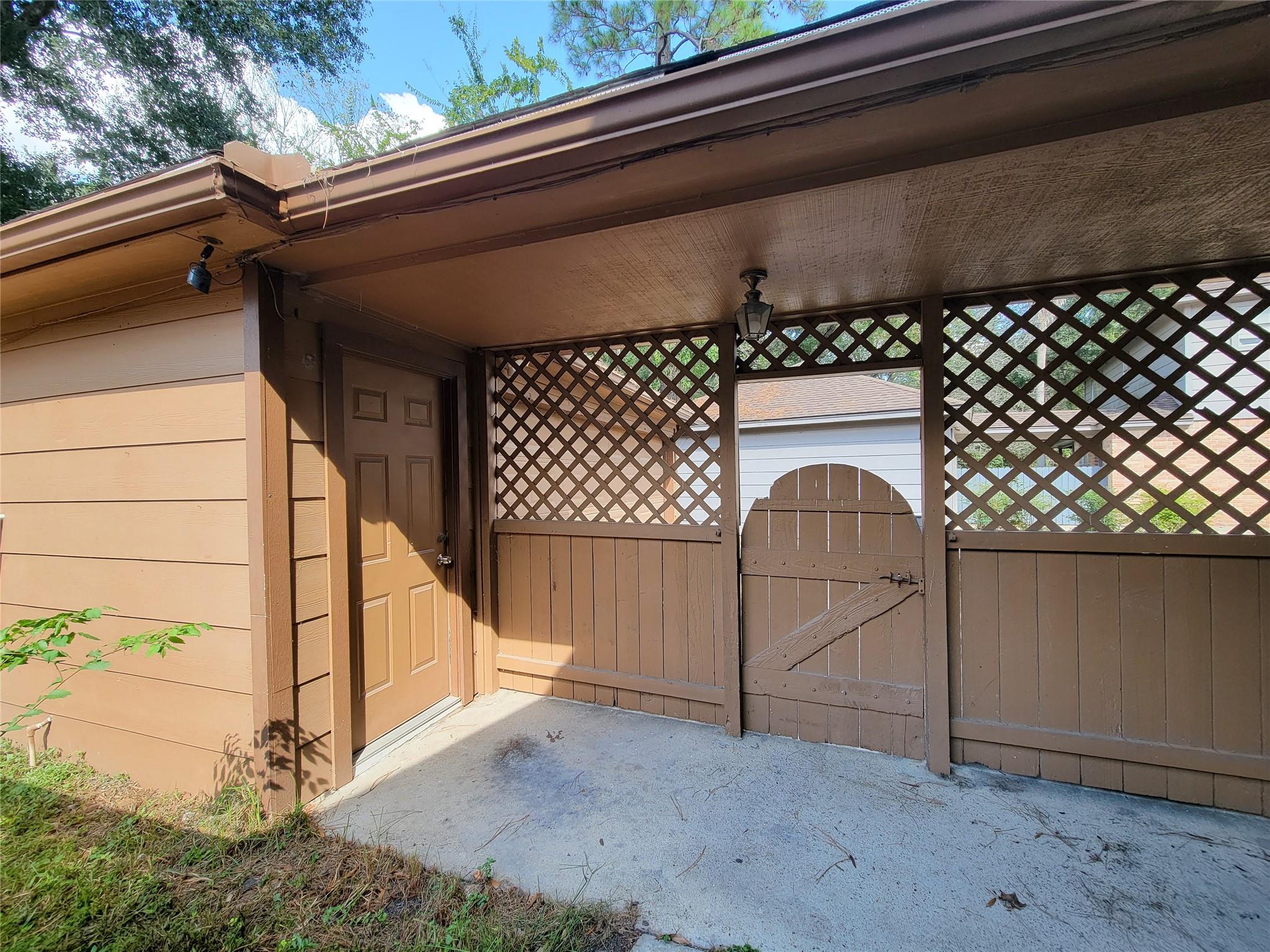 2055 Riverlawn Property Photo 49