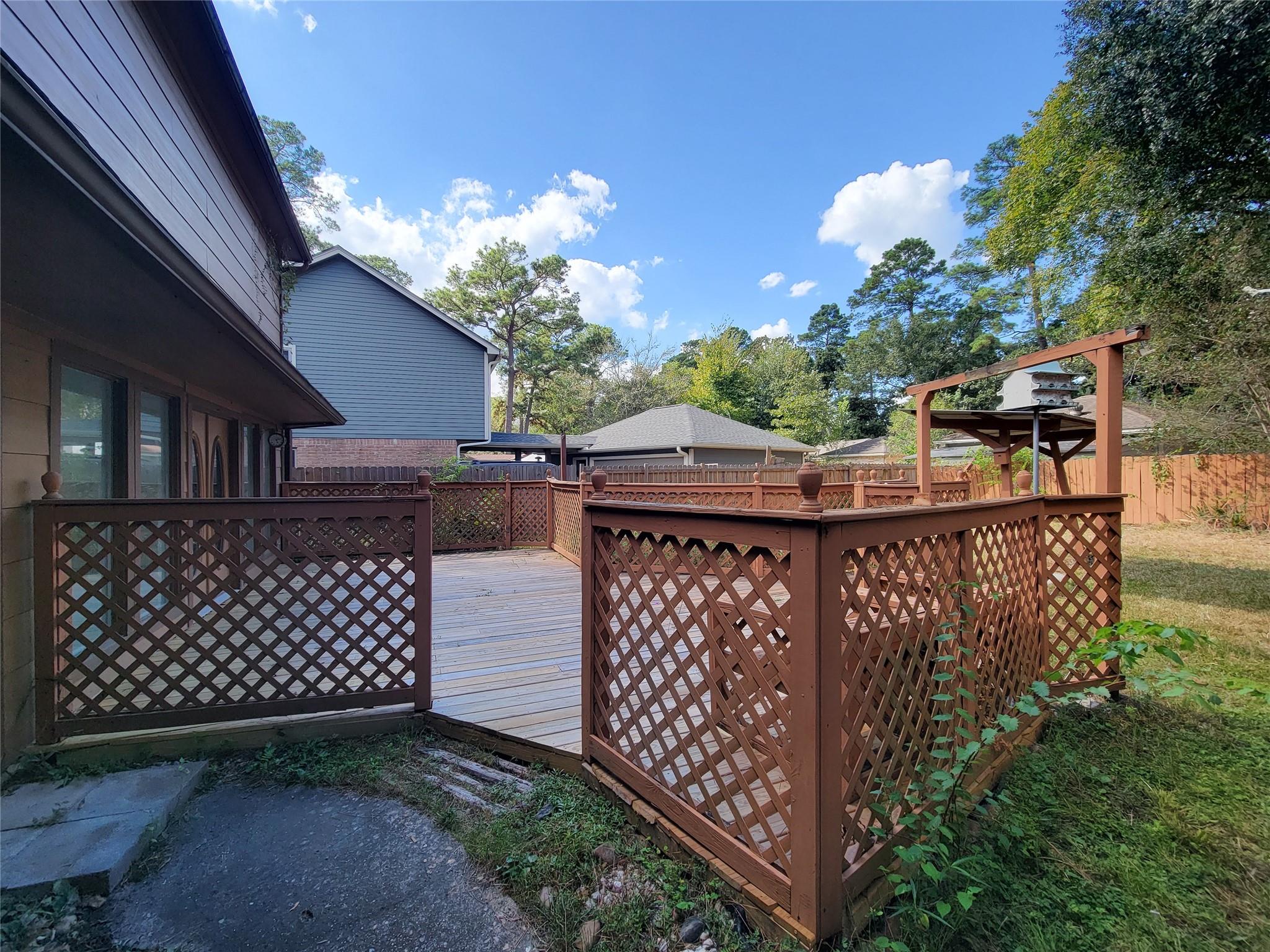 2055 Riverlawn Property Photo 50