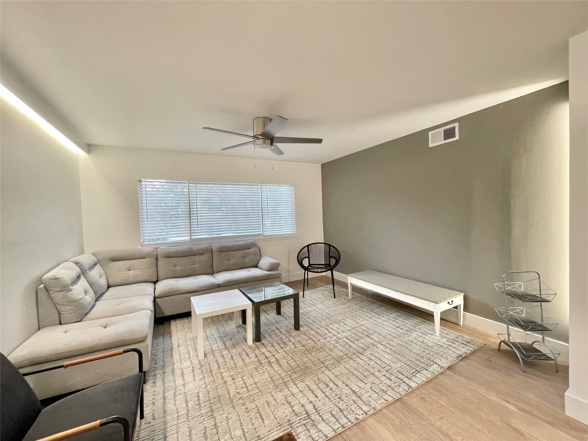 614 Kipling St Street G8 Property Photo 10