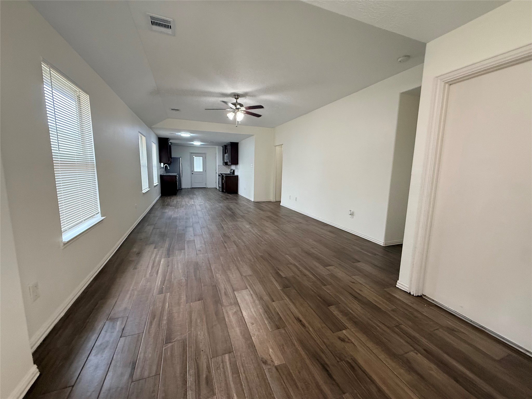21927 Octavia Way Property Photo 2