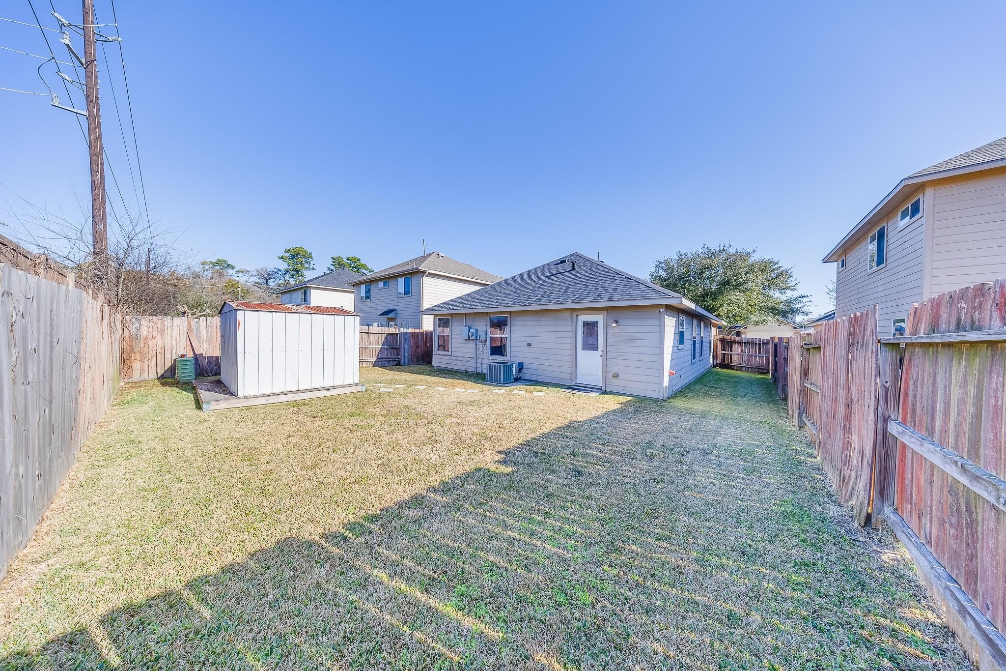 21927 Octavia Way Property Photo 11