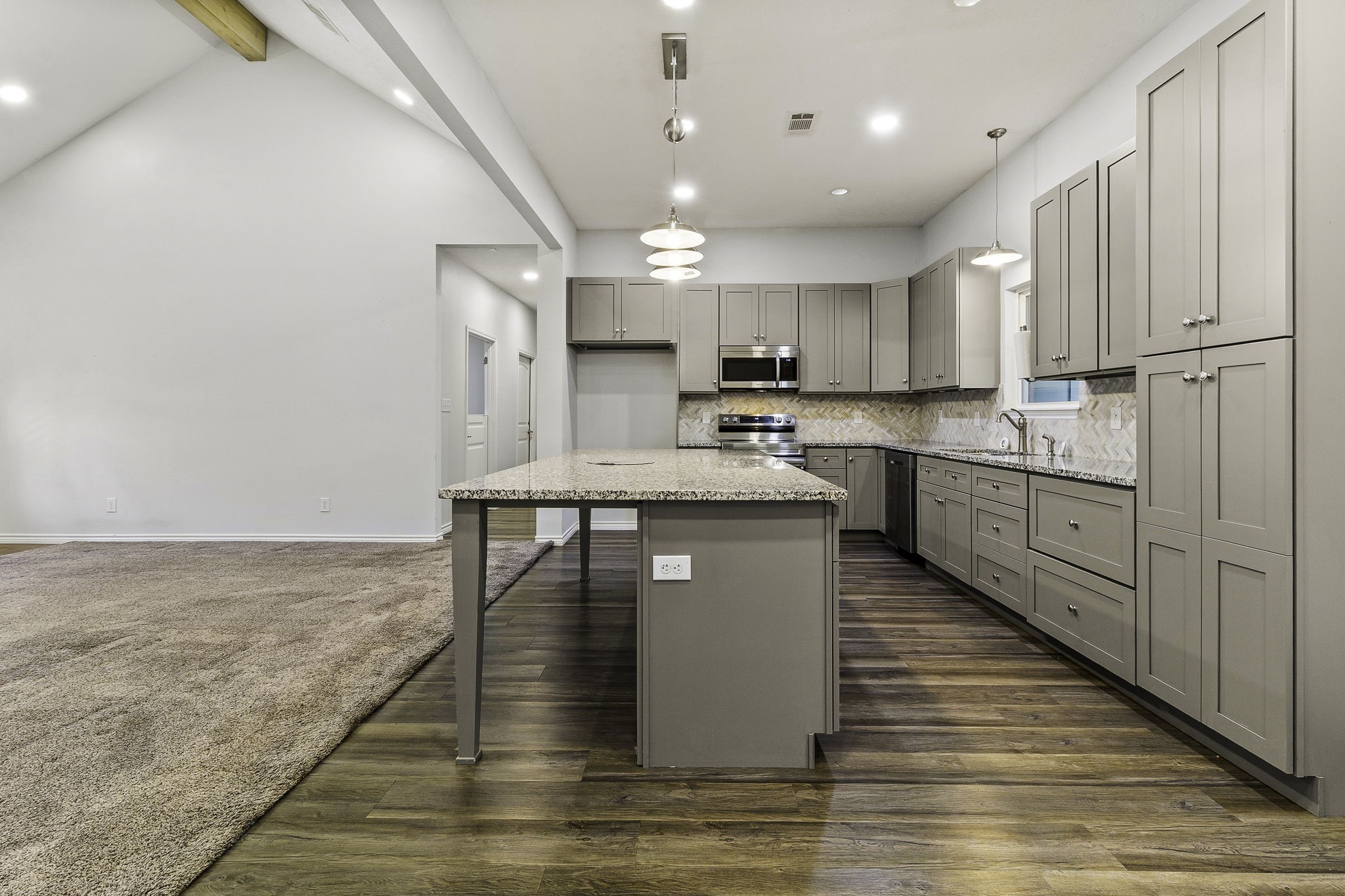 308 Resort Drive Property Photo 10