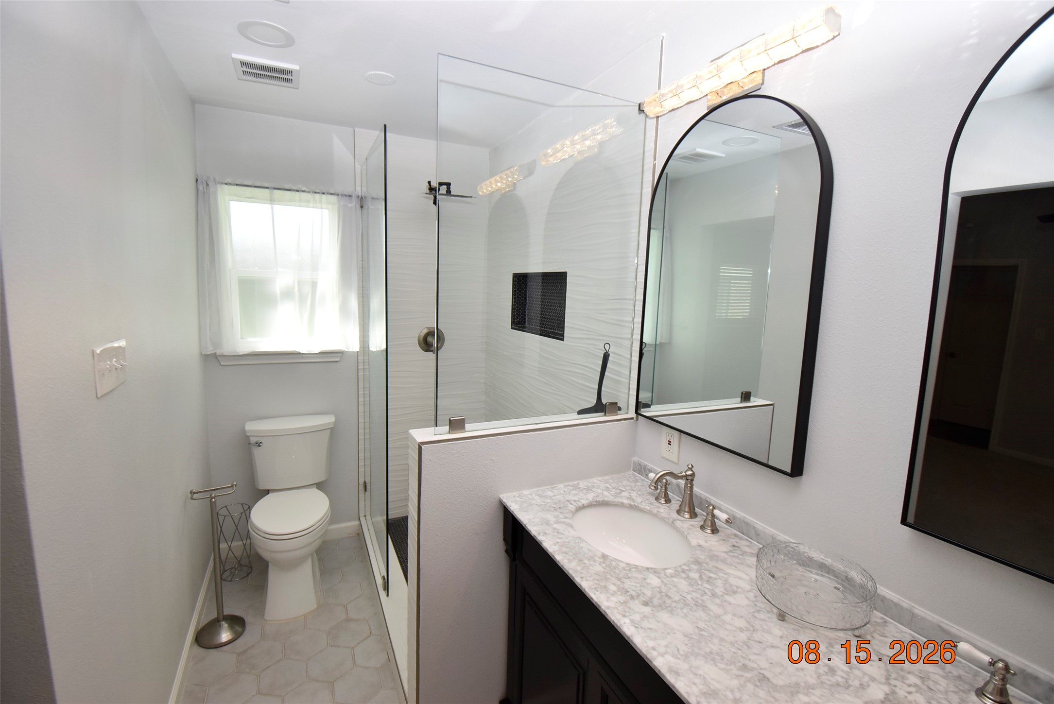 15711 Blackhawk Boulevard Property Photo 14