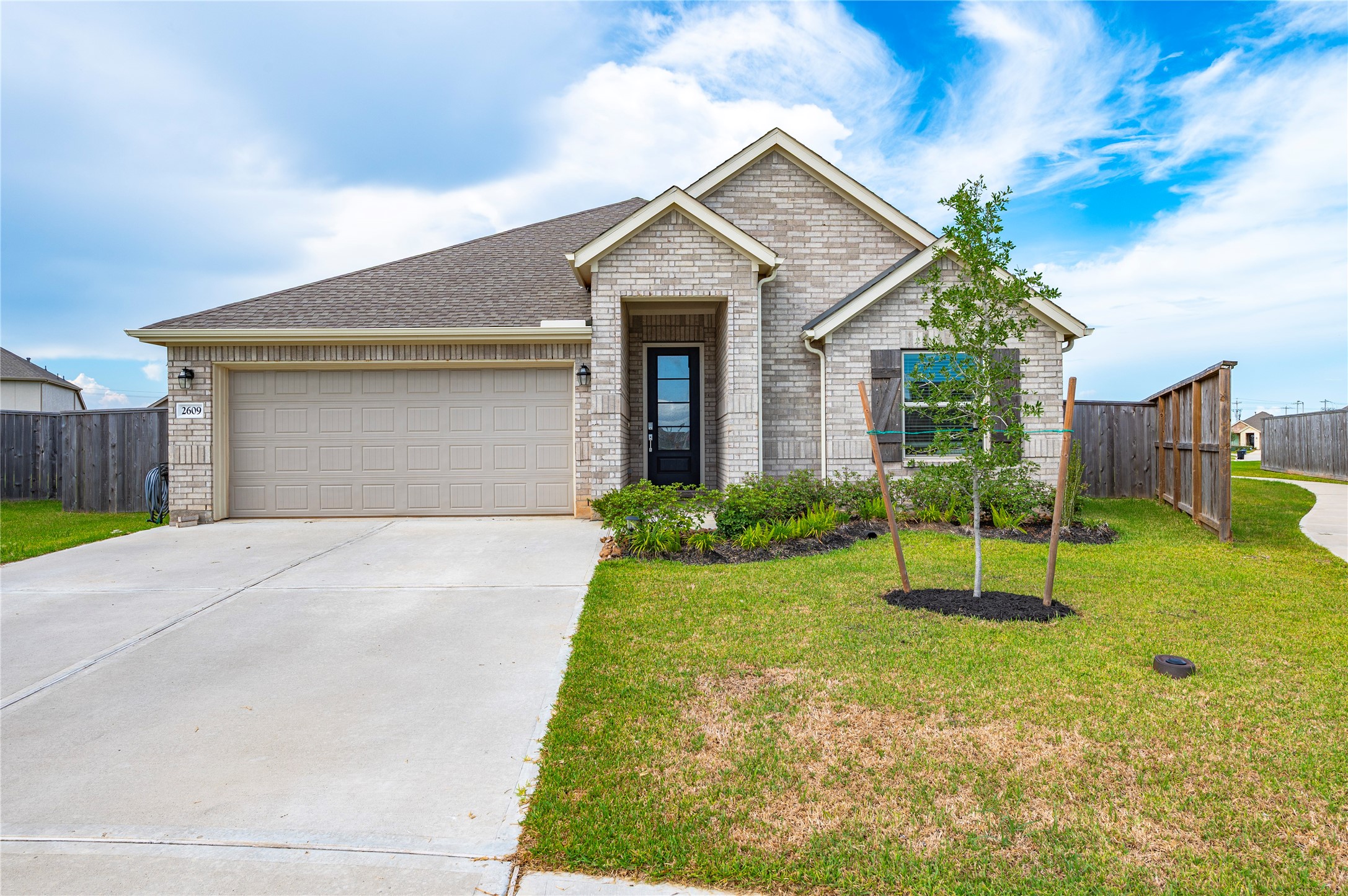 2609 Furbeck Ridge Drive Property Photo 3