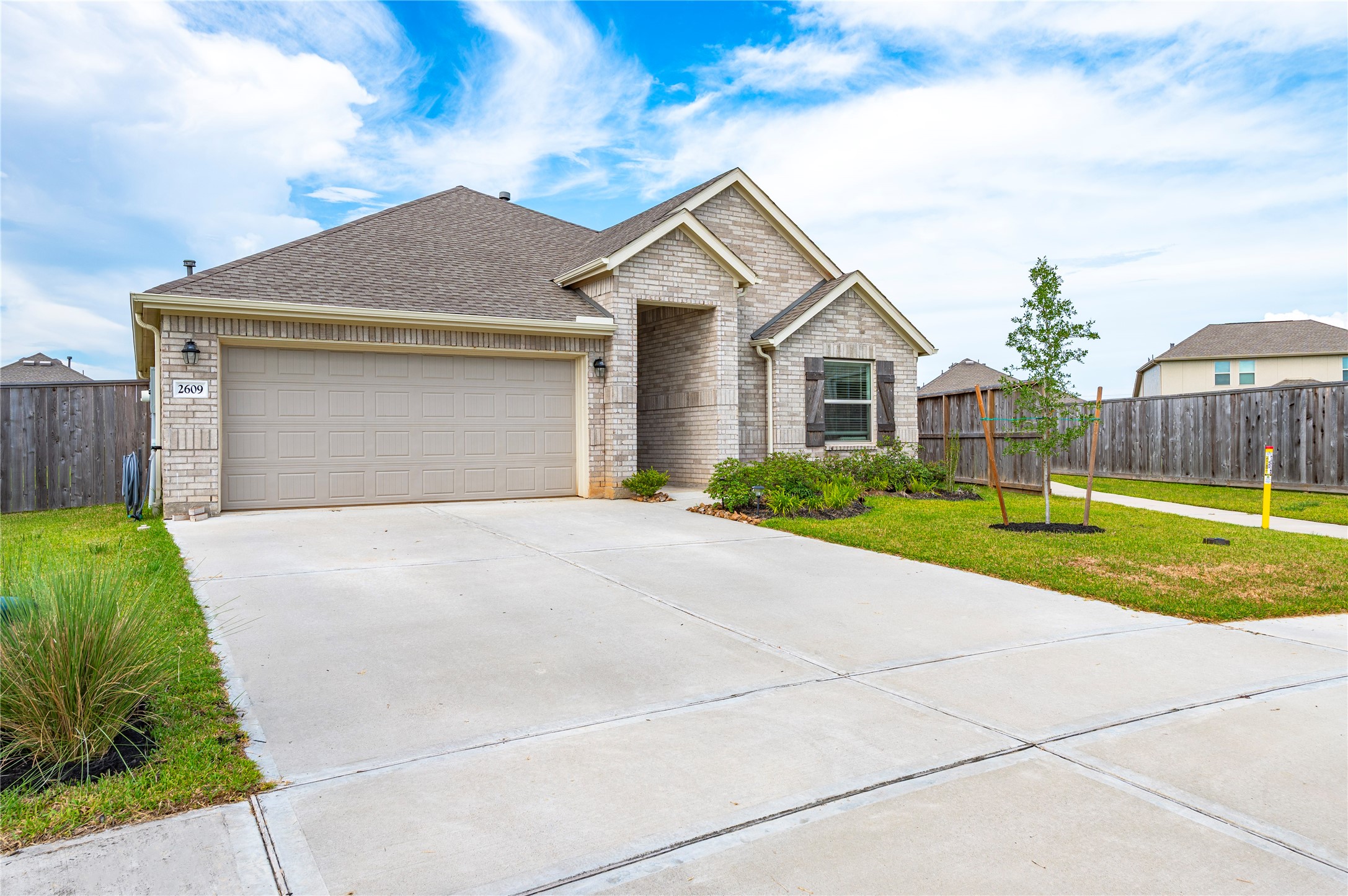 2609 Furbeck Ridge Drive Property Photo 6