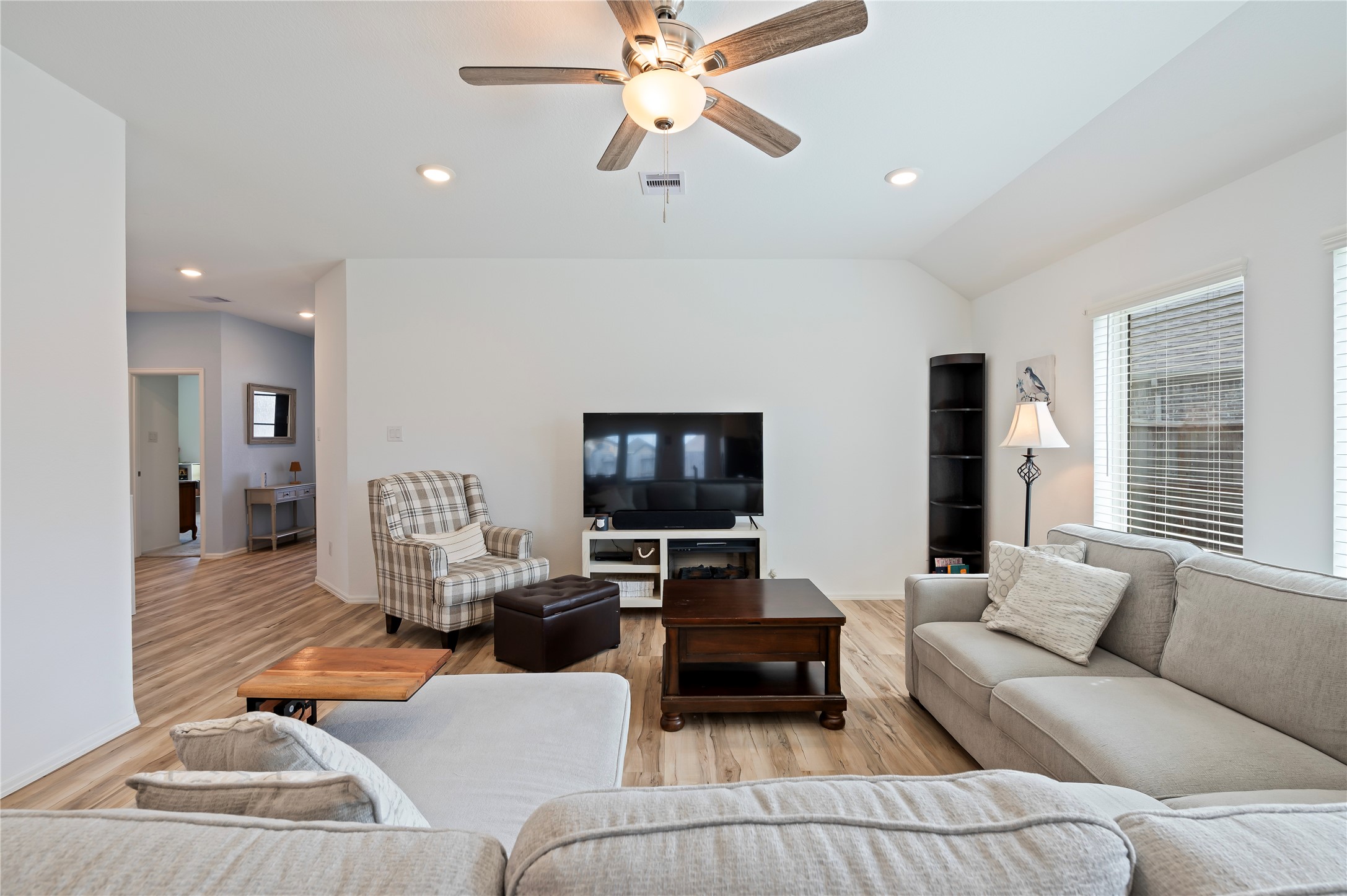 2609 Furbeck Ridge Drive Property Photo 12