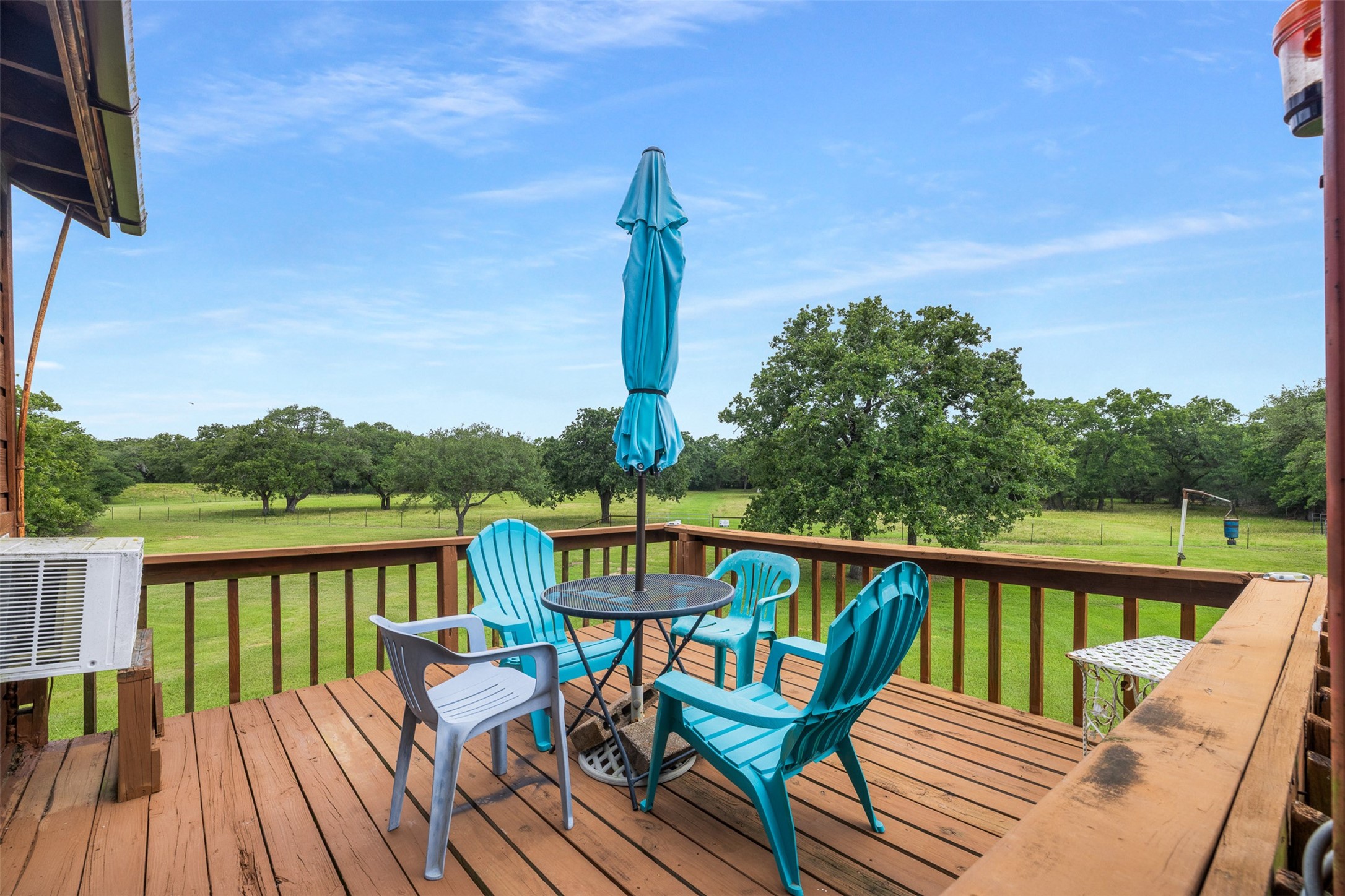 1085 Reeves Road Property Photo 3